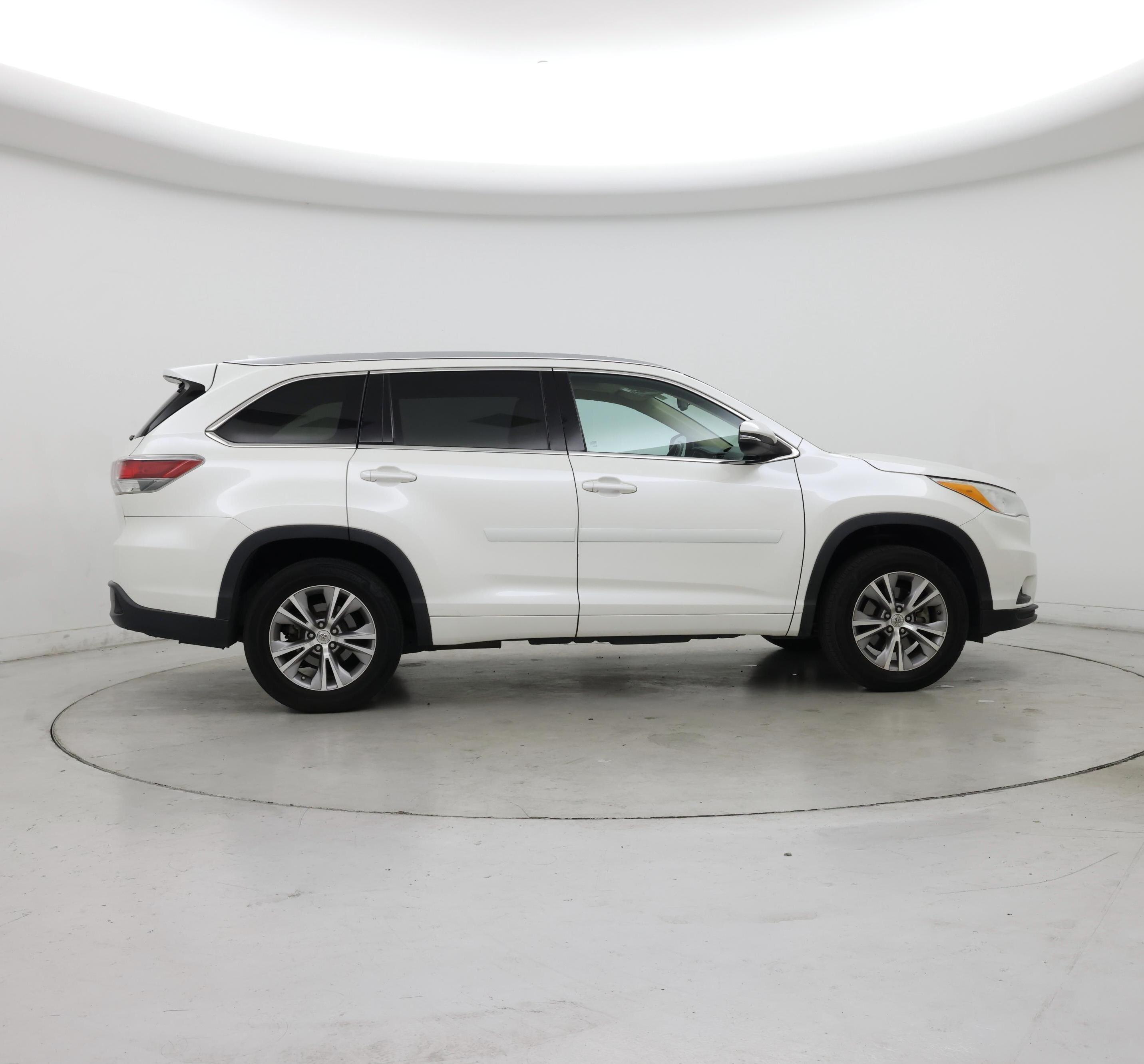 Thumbnail: 2014 Toyota Highlander - 7