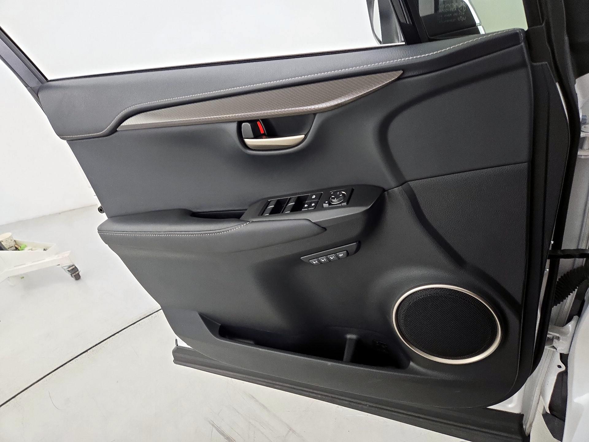 Thumbnail: 2016 Lexus NX - 12