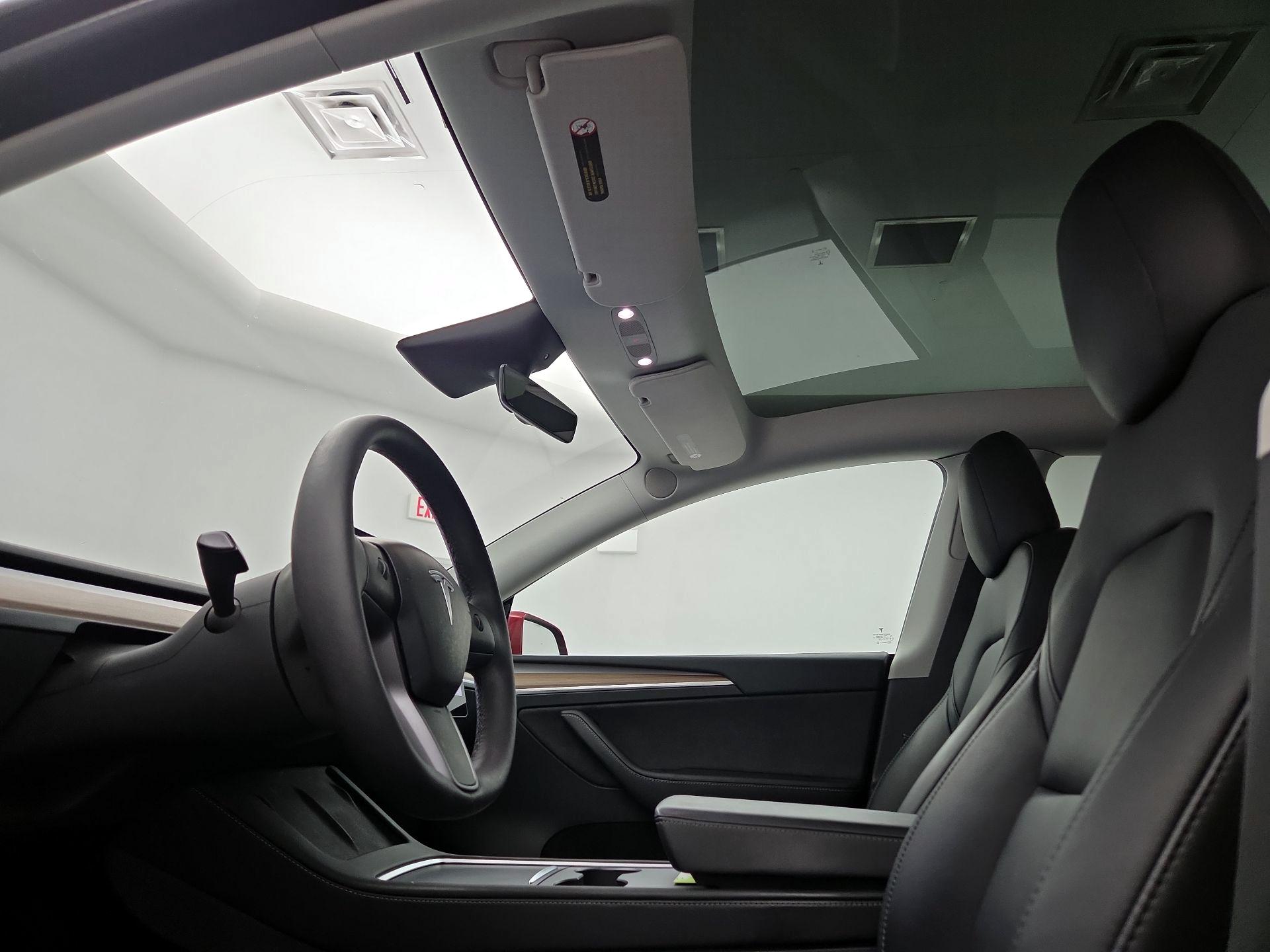 Thumbnail: 2023 Tesla Model Y - 18