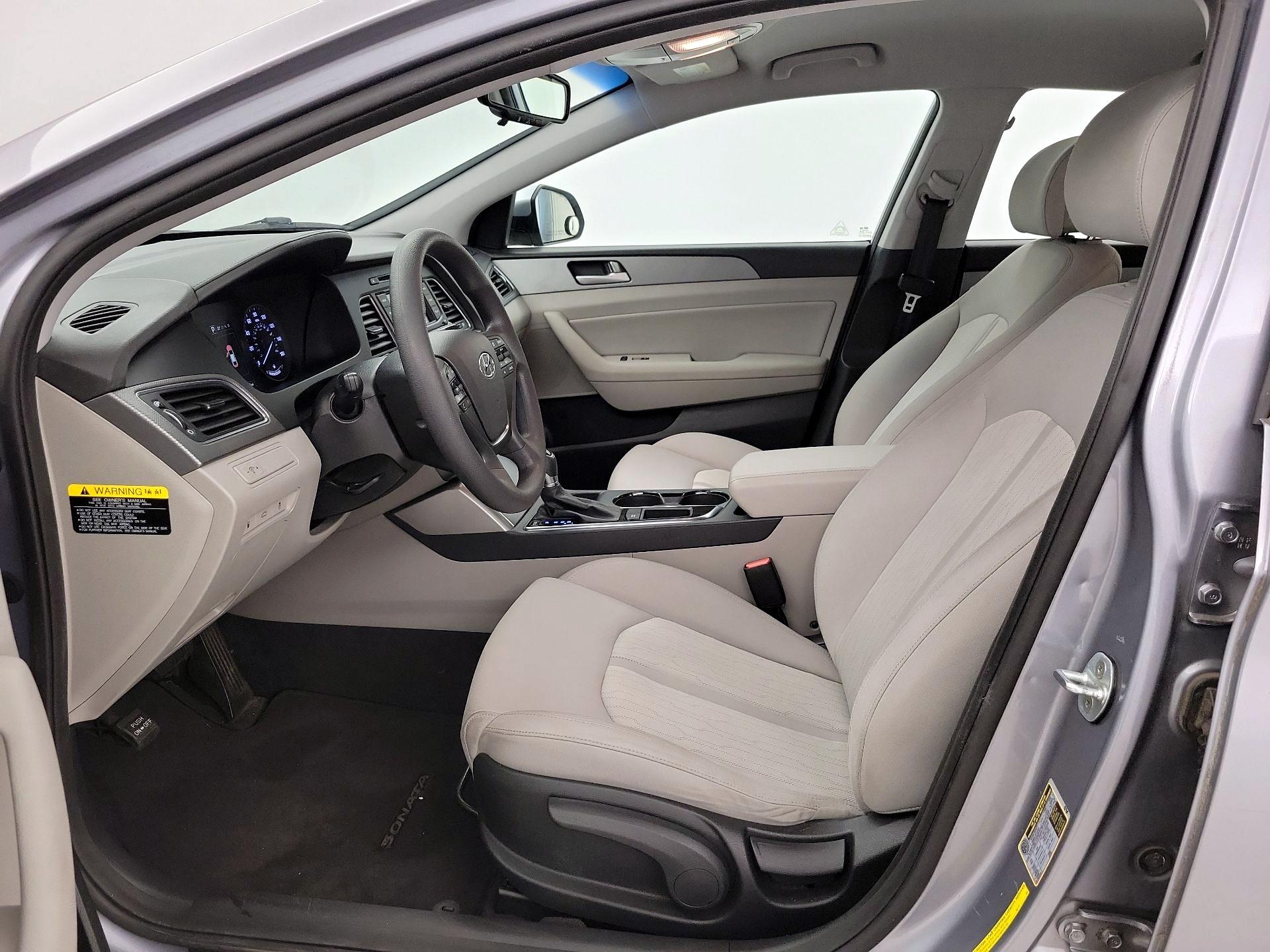 Thumbnail: 2016 Hyundai Sonata - 11