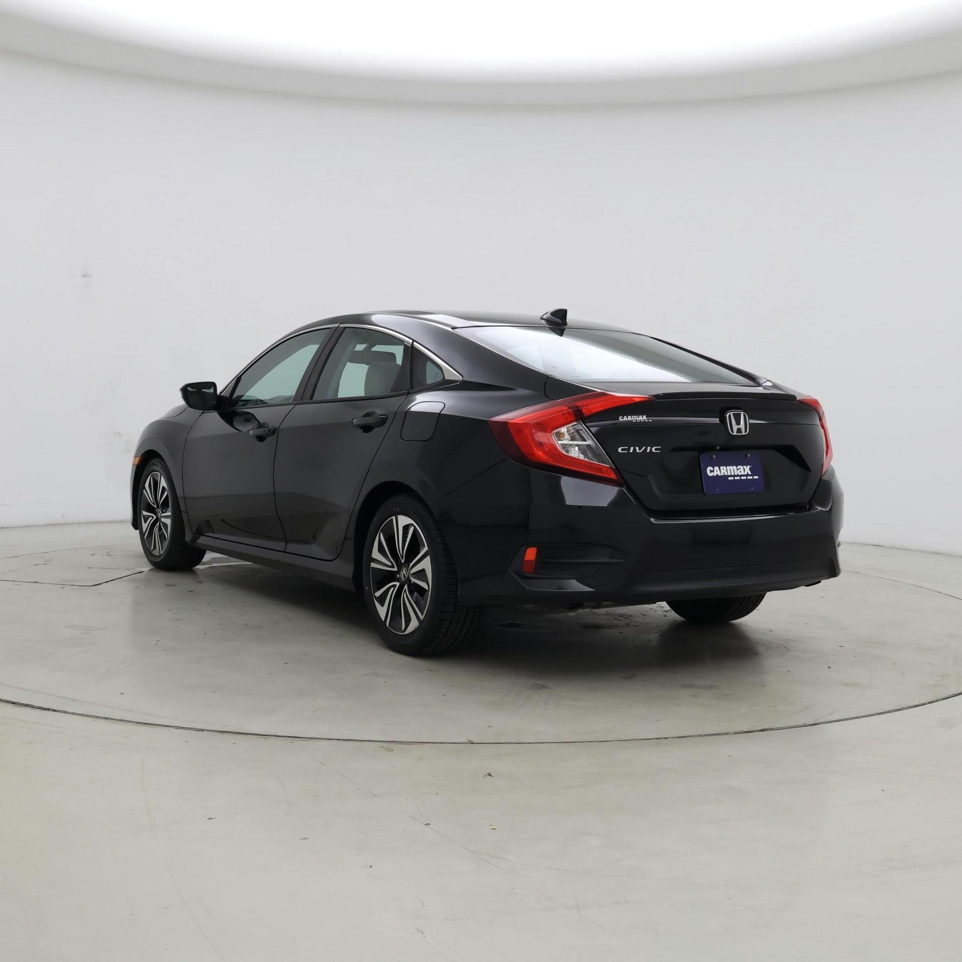 Thumbnail: 2017 Honda Civic - 2