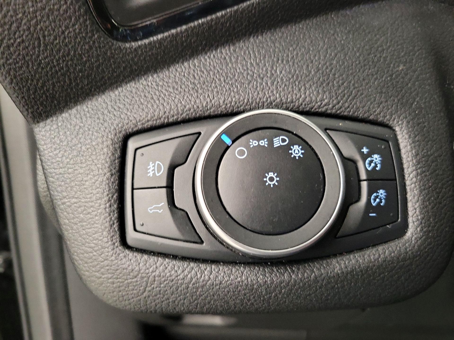 Thumbnail: 2019 Ford Escape - 13