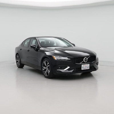 2024 Volvo S60 B5 Core Dark Theme