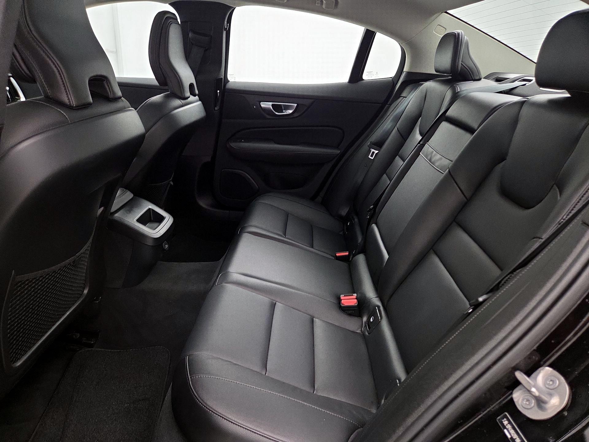 Thumbnail: 2024 Volvo S60 - 19