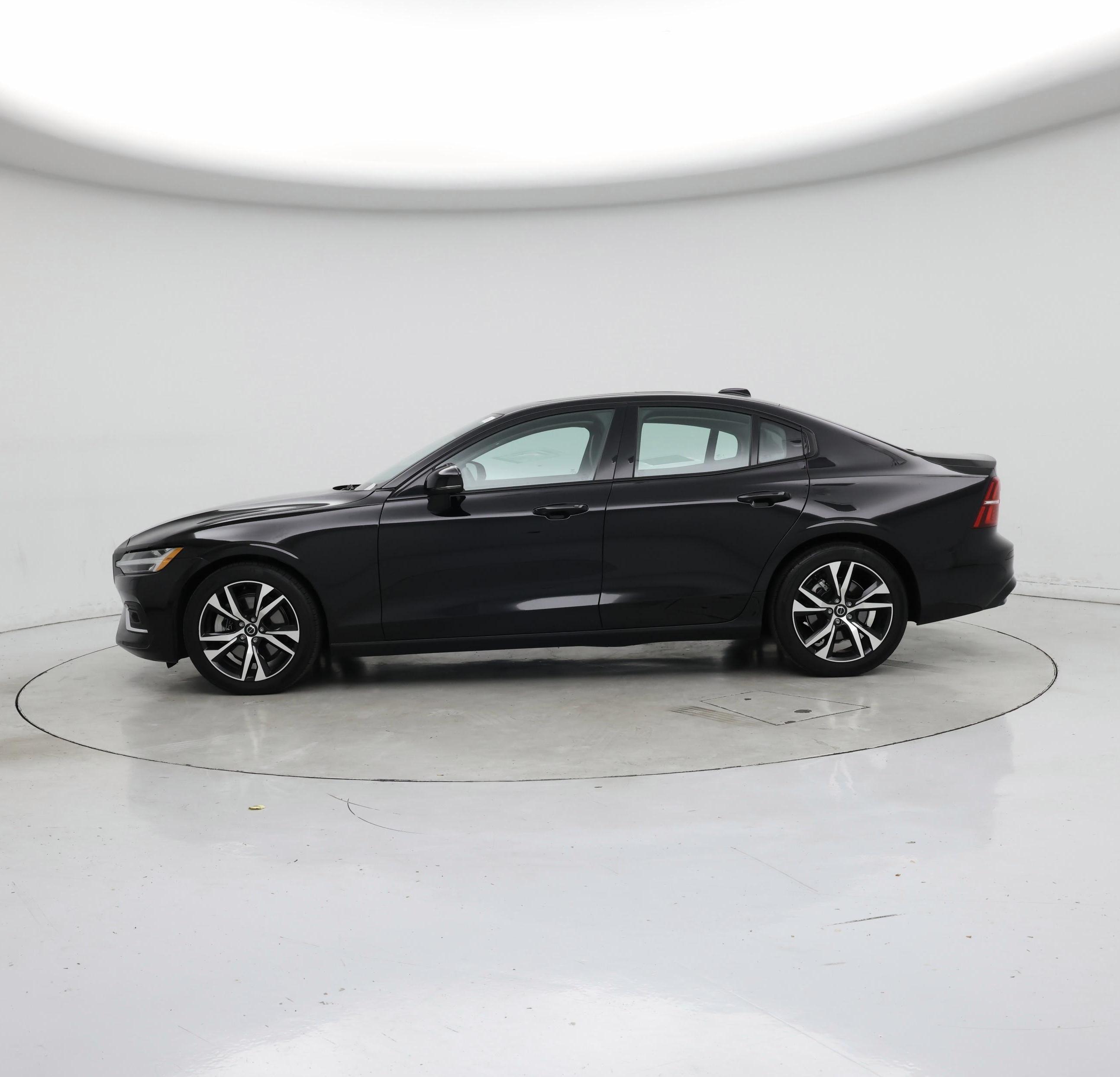 Thumbnail: 2024 Volvo S60 - 3