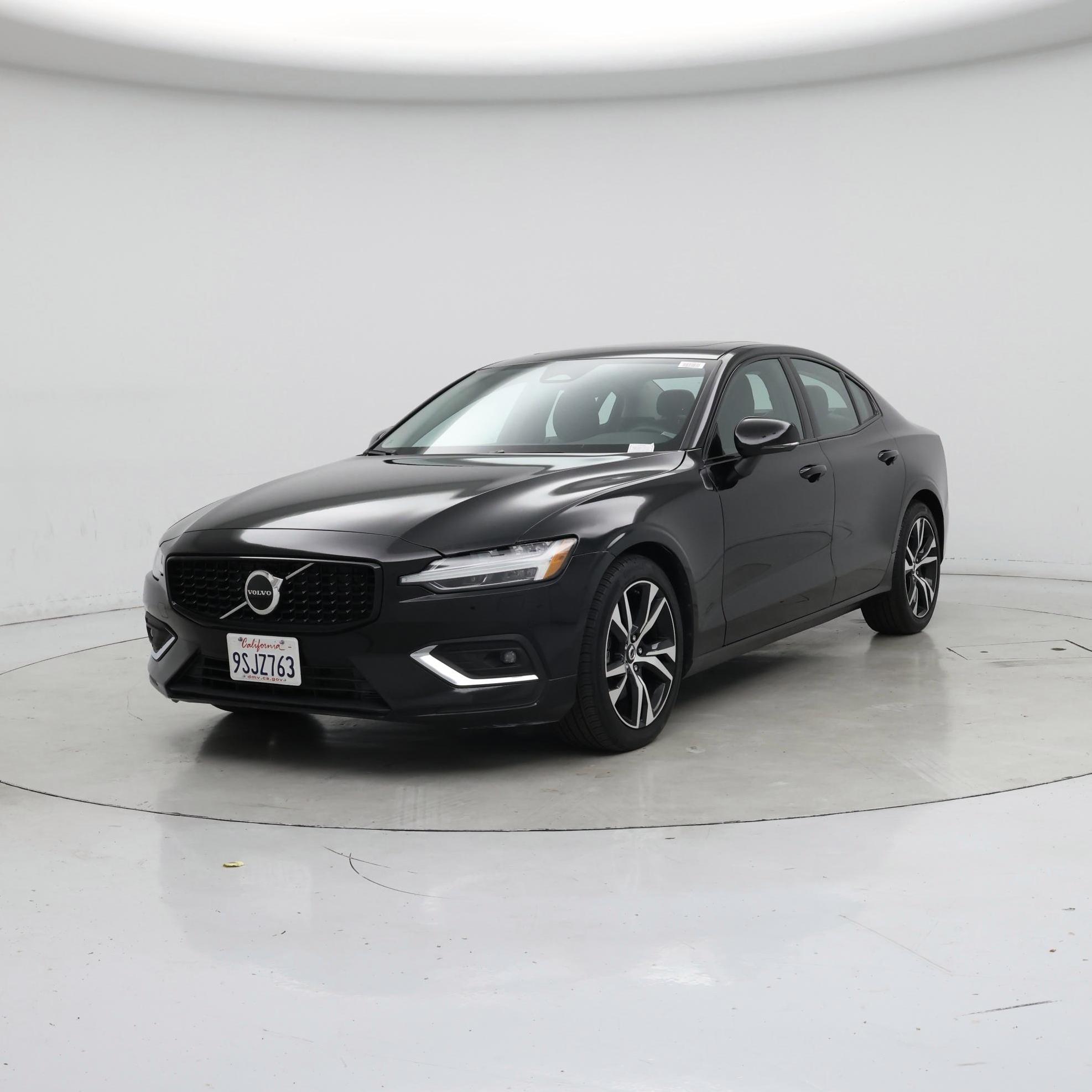 Thumbnail: 2024 Volvo S60 - 4
