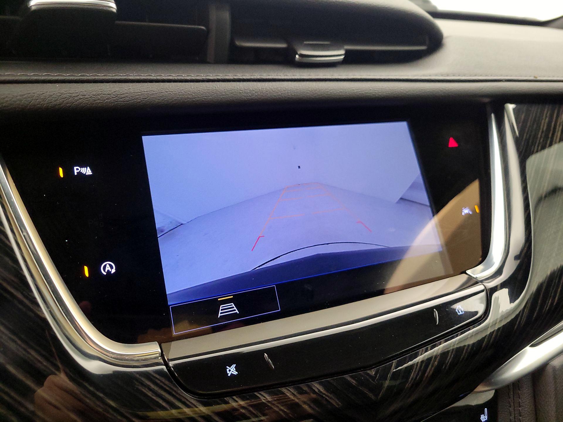 Thumbnail: 2025 Cadillac XT6 - 15