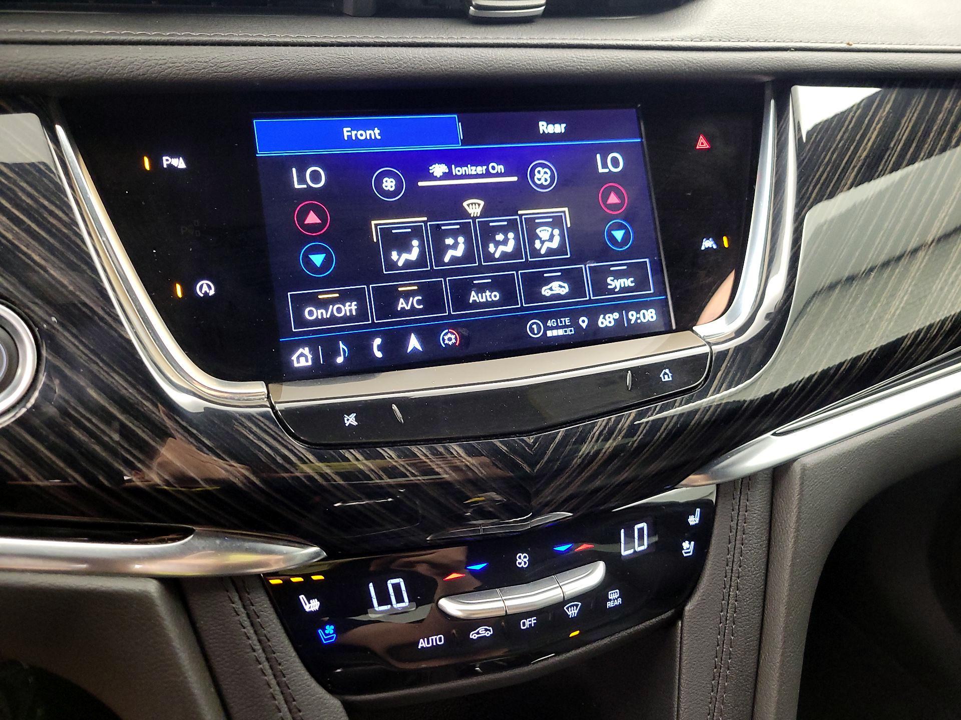 Thumbnail: 2025 Cadillac XT6 - 17