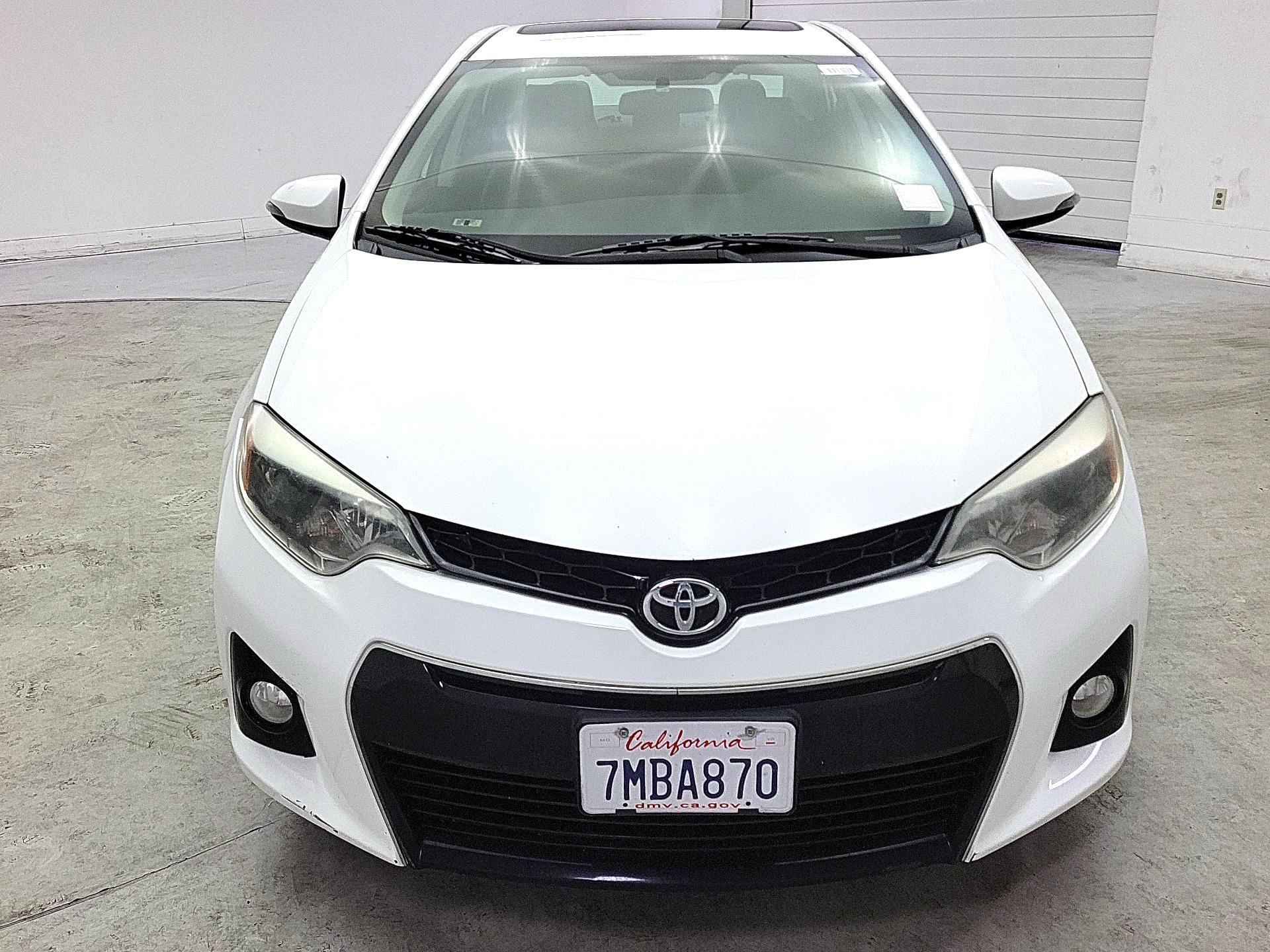 Thumbnail: 2015 Toyota Corolla - 2