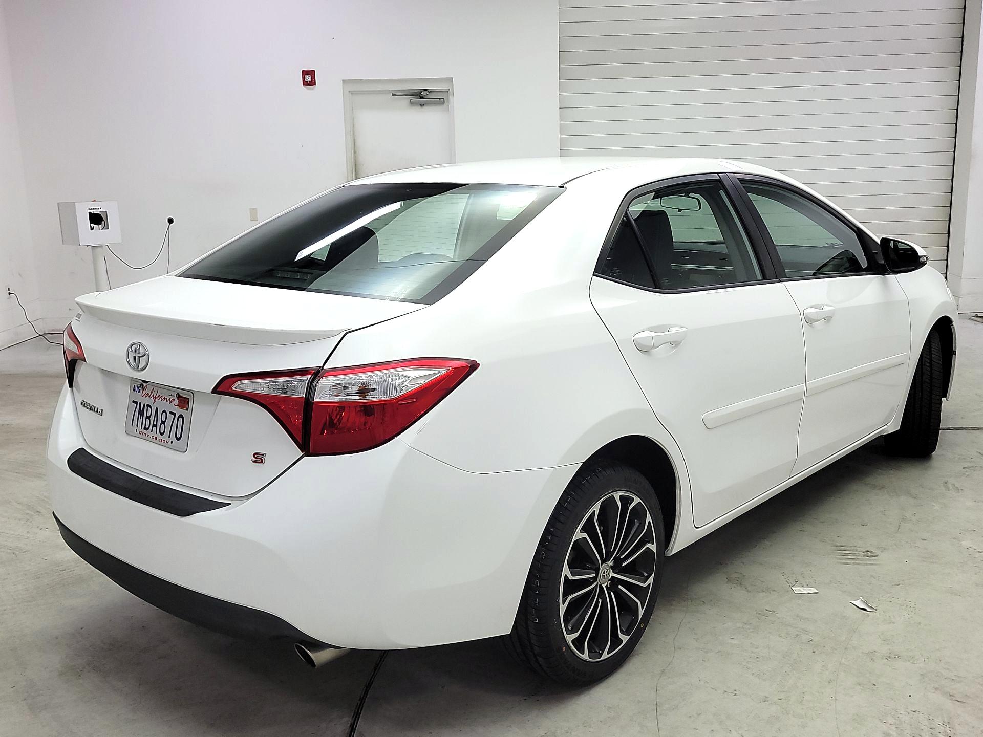 Thumbnail: 2015 Toyota Corolla - 5
