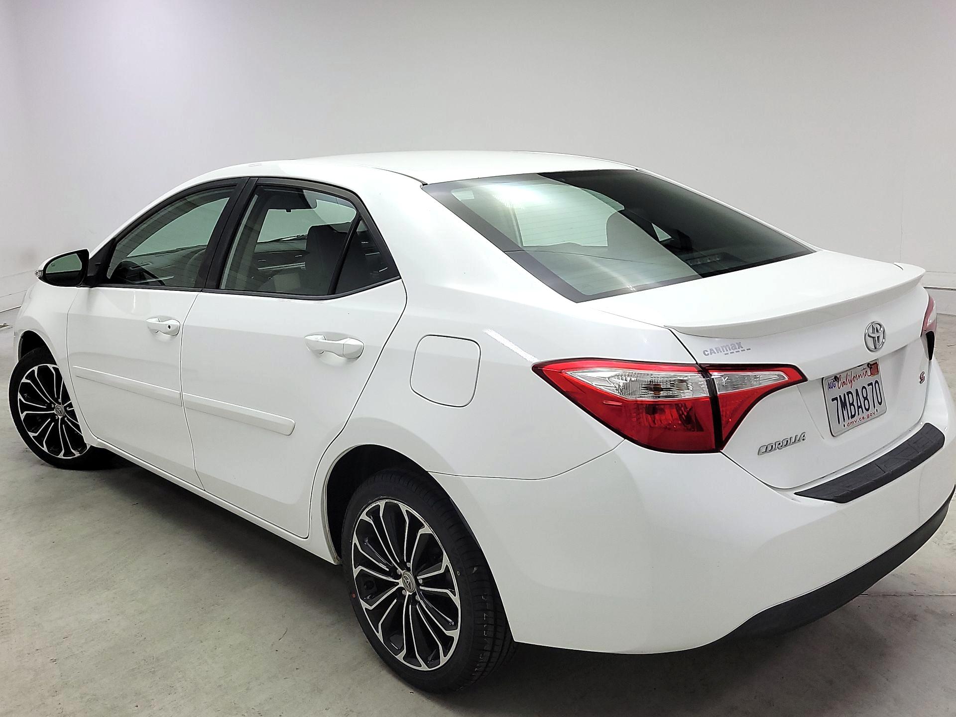Thumbnail: 2015 Toyota Corolla - 7