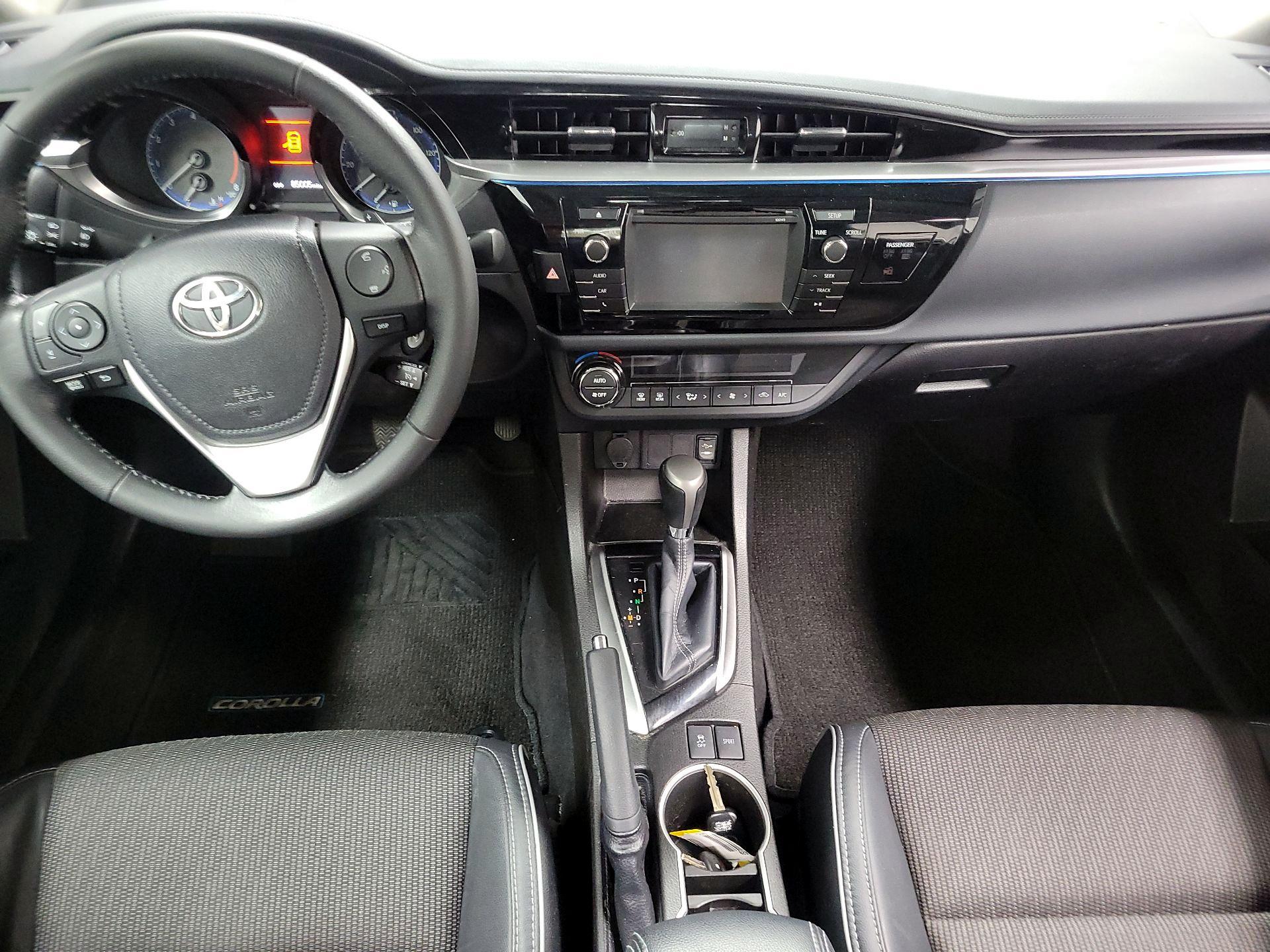 Thumbnail: 2015 Toyota Corolla - 8