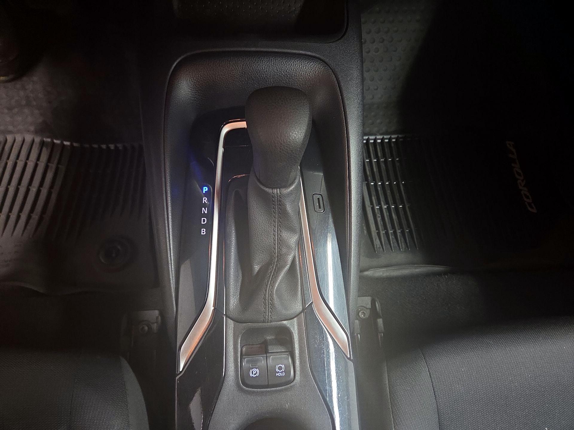 Thumbnail: 2021 Toyota Corolla - 13
