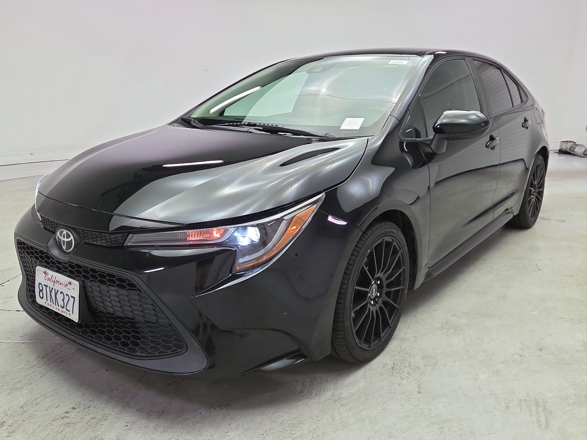 Thumbnail: 2021 Toyota Corolla - 3