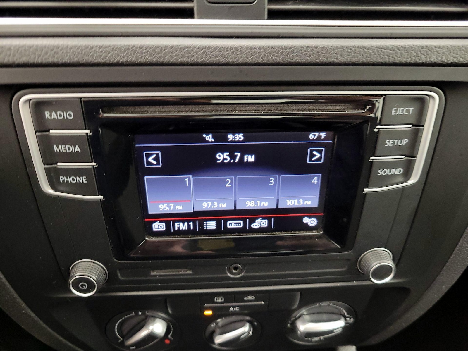 2017 Volkswagen Jetta S - Photo 16