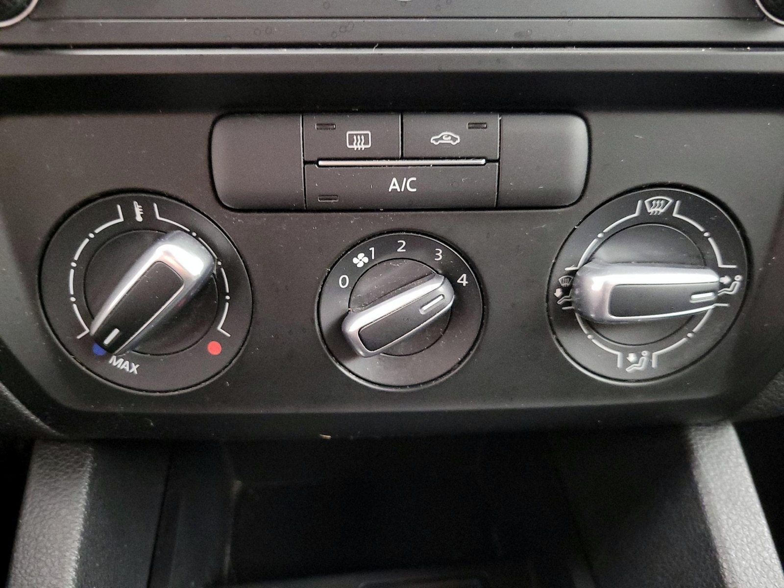 2017 Volkswagen Jetta S - Photo 17