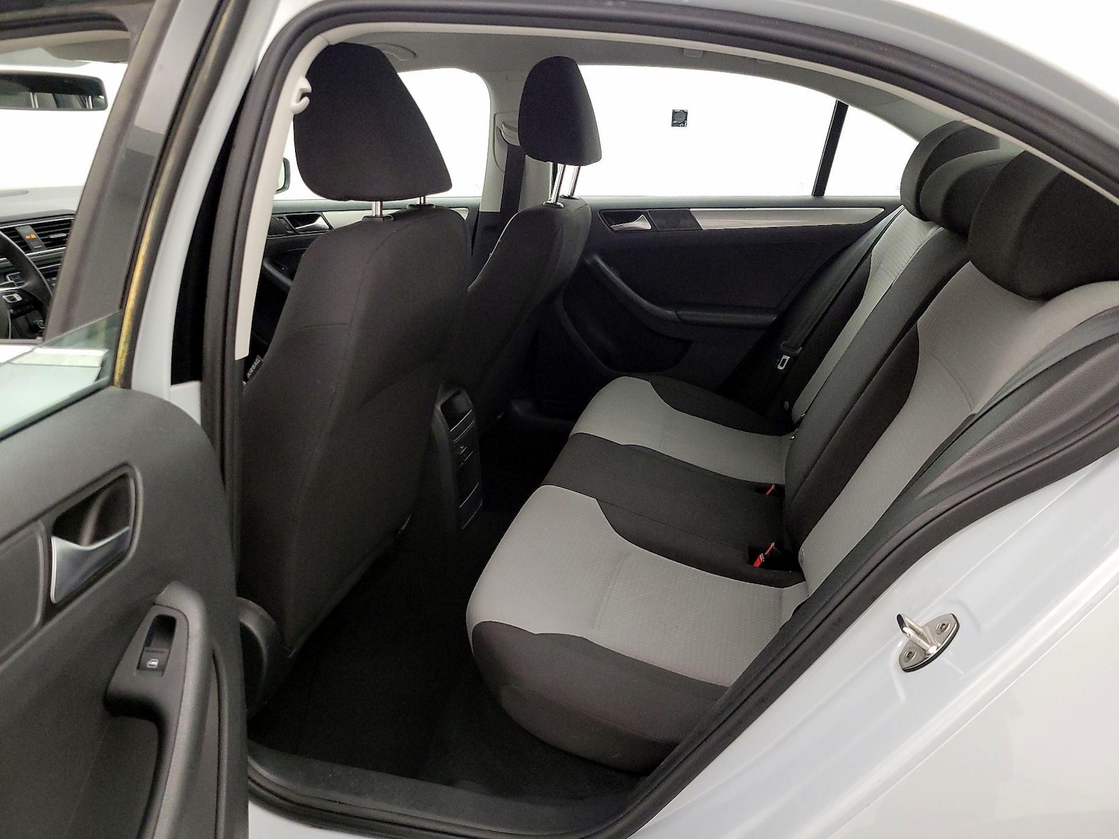 2017 Volkswagen Jetta S - Photo 20