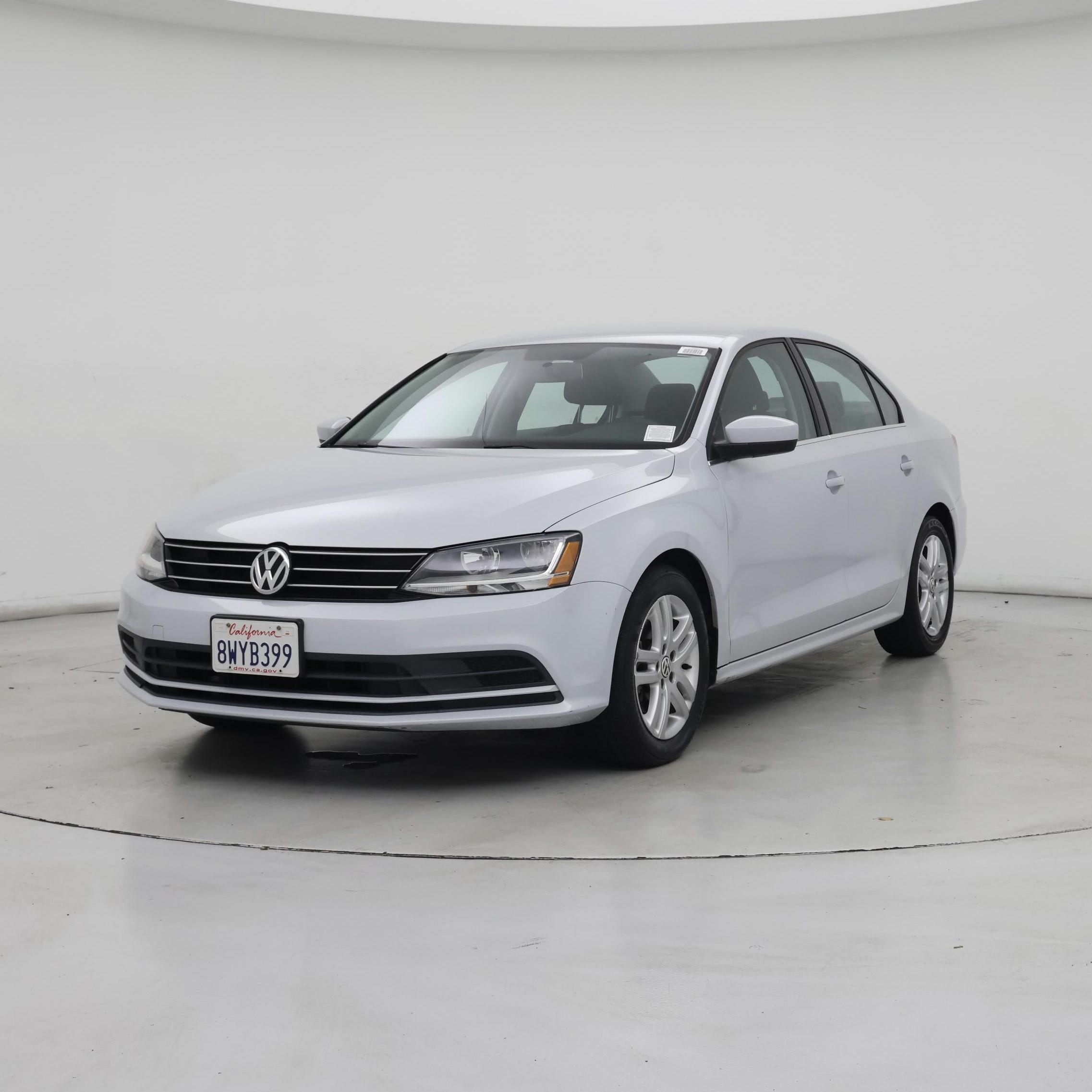 Thumbnail: 2017 Volkswagen Jetta - 4