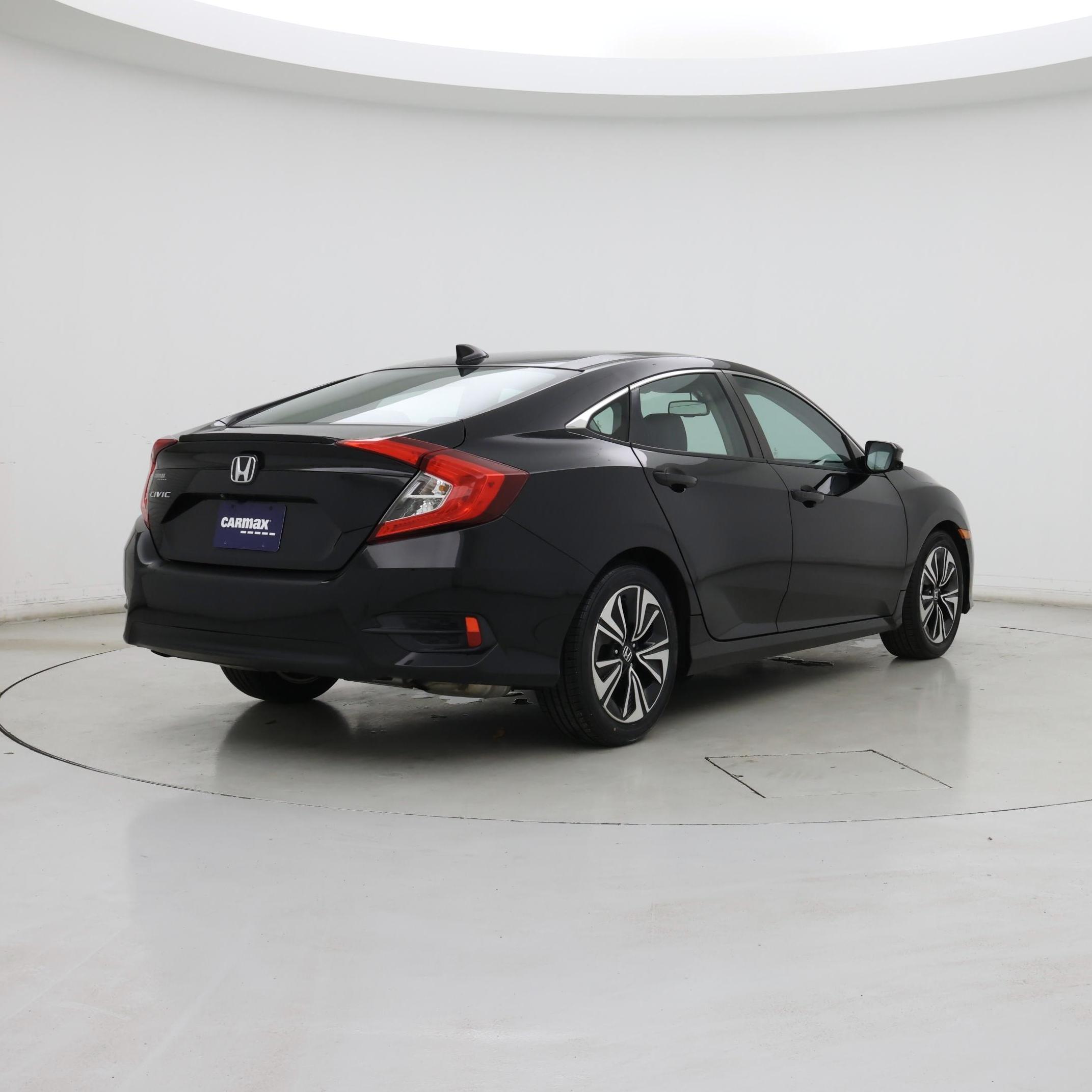 Thumbnail: 2016 Honda Civic - 8