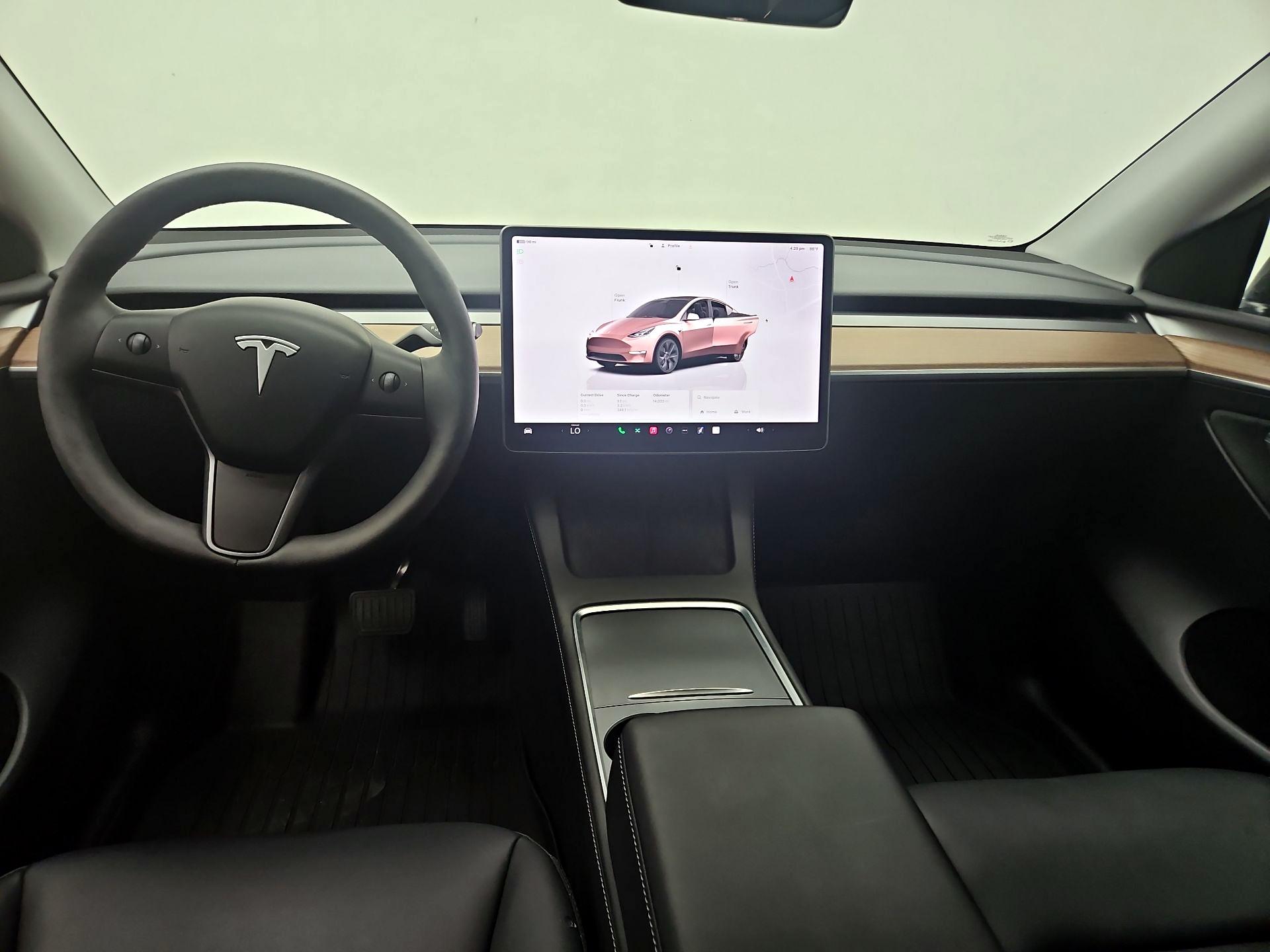 Thumbnail: 2024 Tesla Model Y - 9