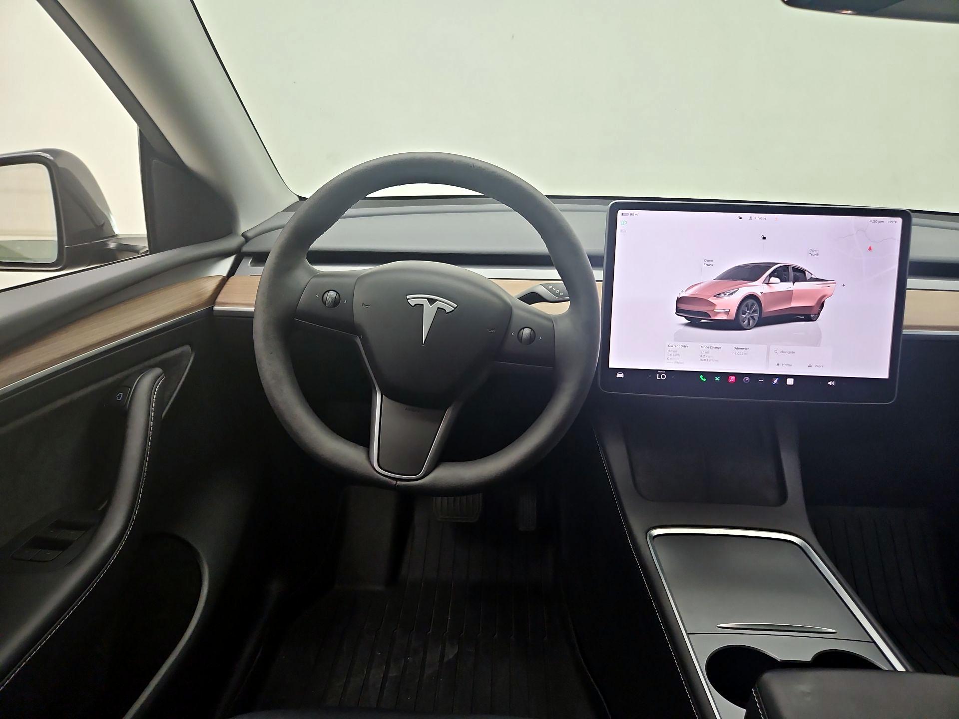 Thumbnail: 2024 Tesla Model Y - 10