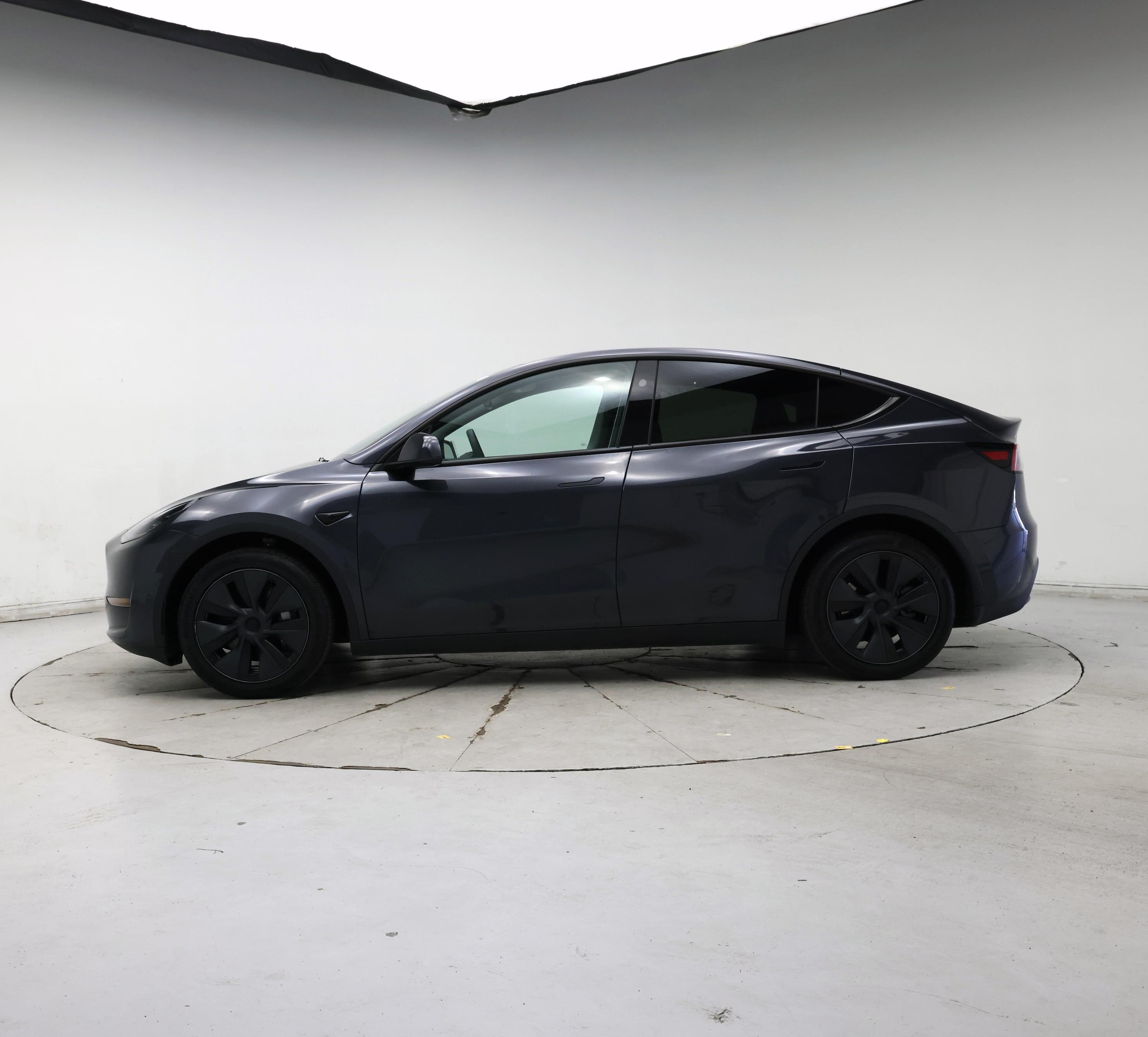 Thumbnail: 2024 Tesla Model Y - 3
