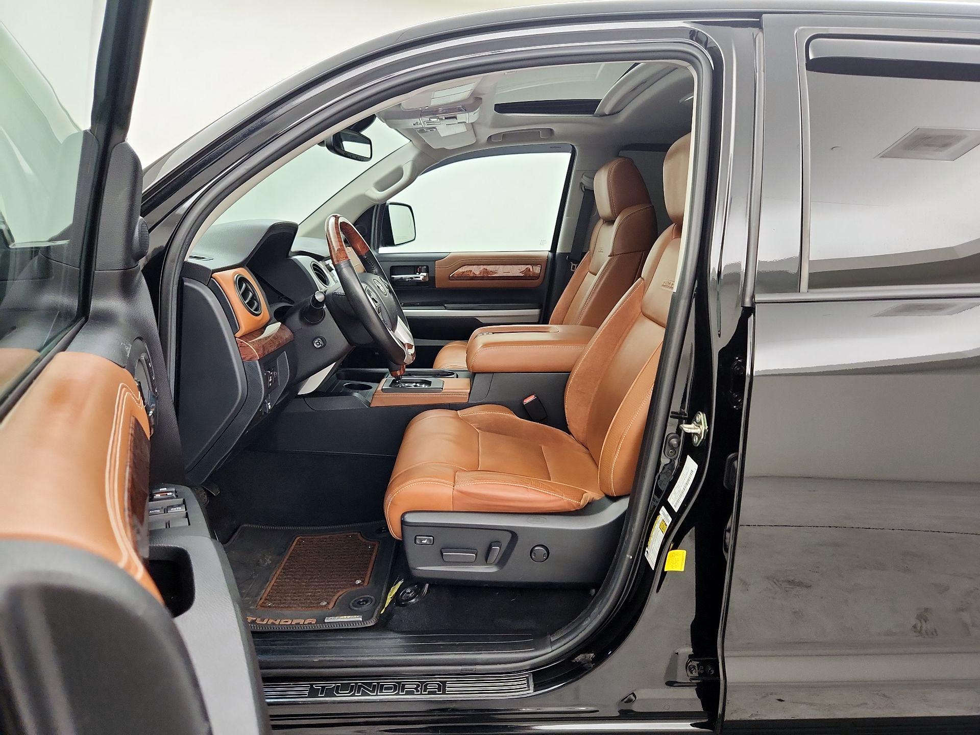 Thumbnail: 2020 Toyota Tundra - 11