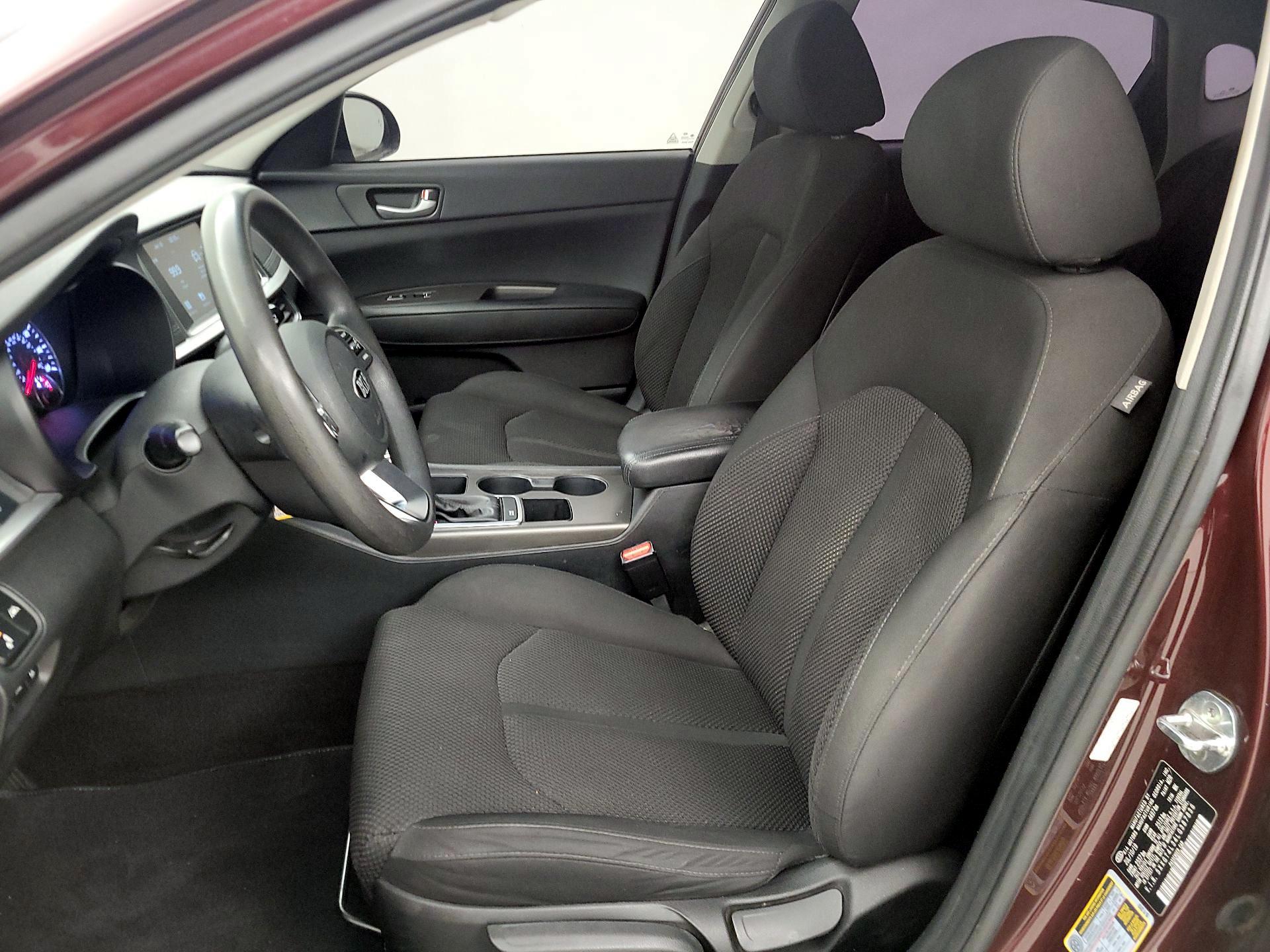 Thumbnail: 2020 Kia Optima - 11