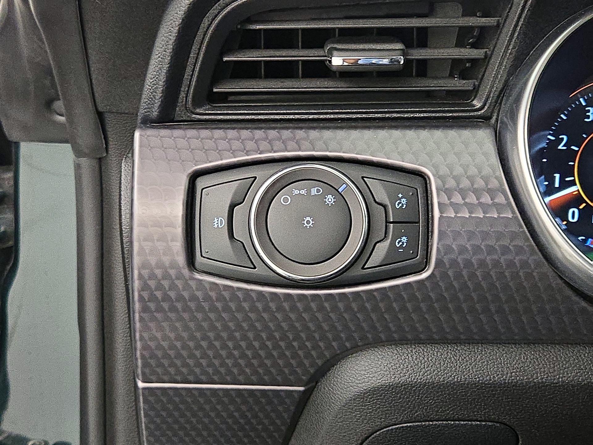 Thumbnail: 2019 Ford Mustang - 13