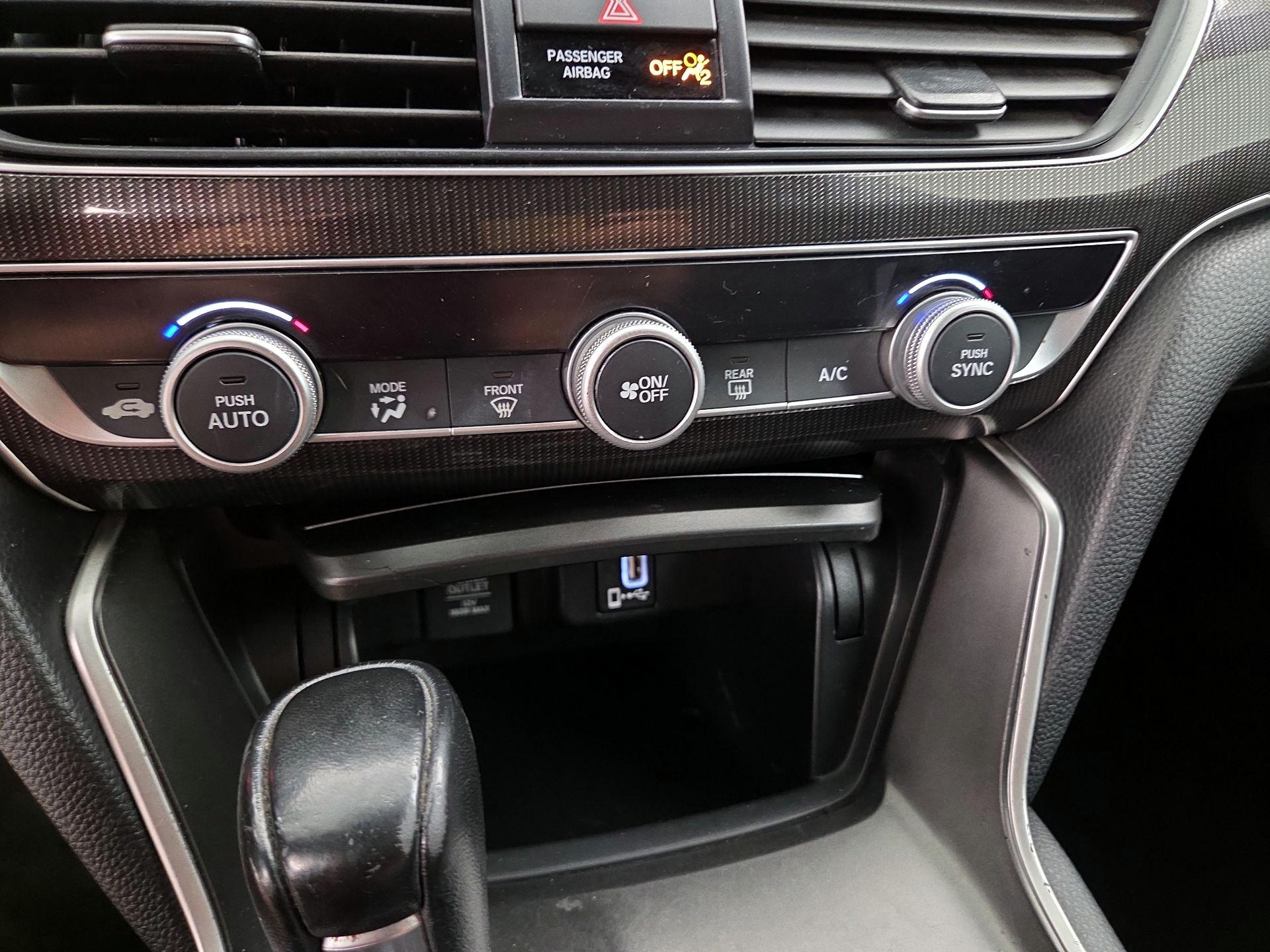 Thumbnail: 2020 Honda Accord - 16