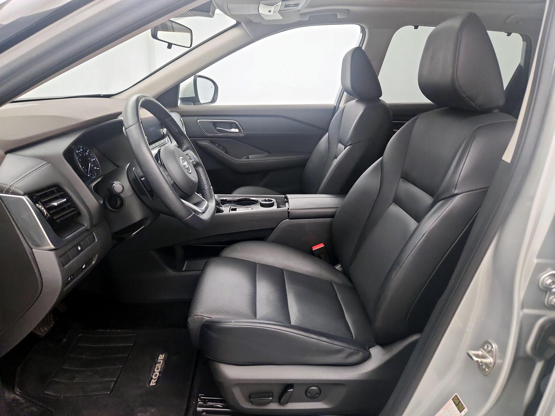 Thumbnail: 2021 Nissan Rogue - 11