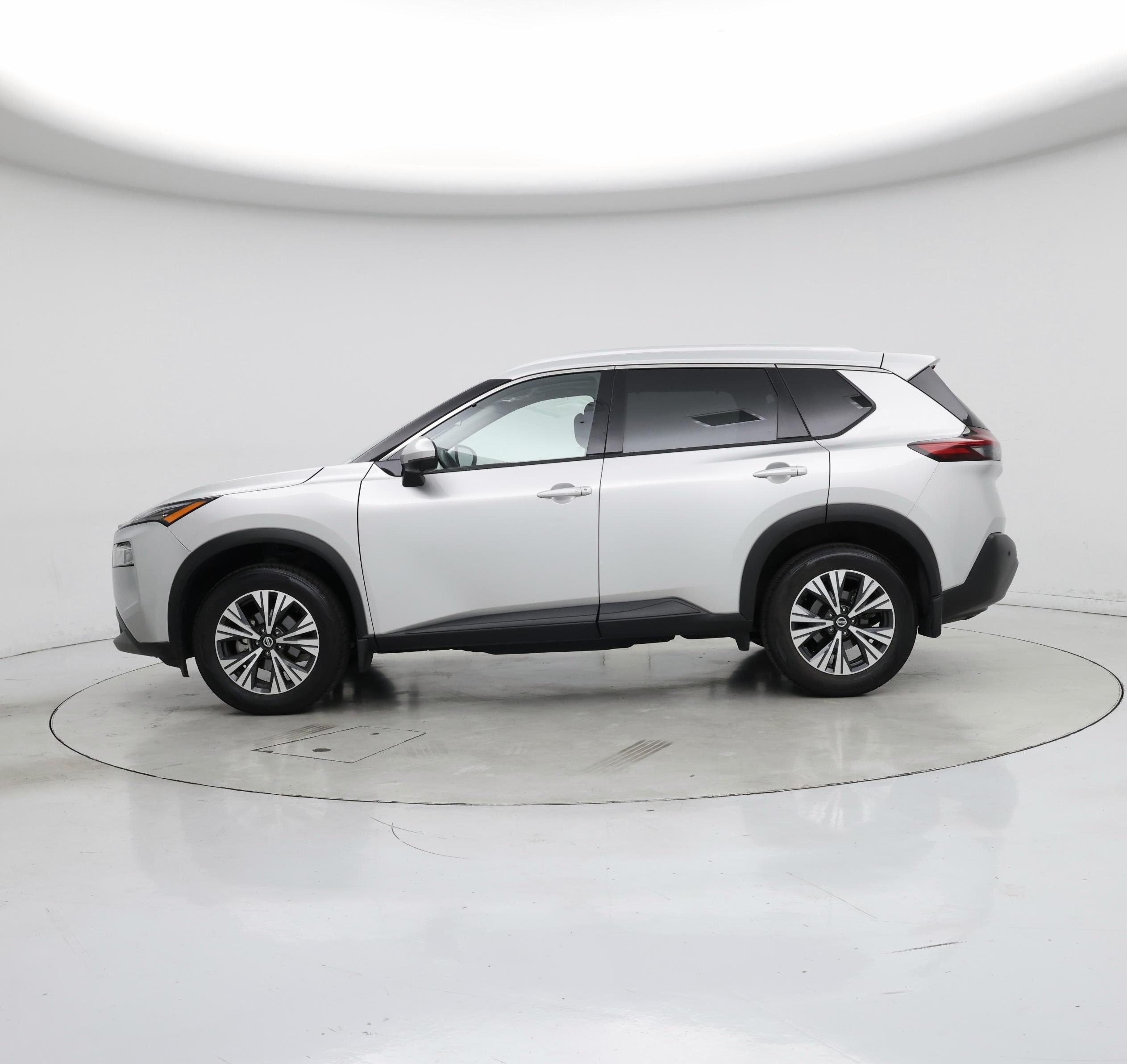 Thumbnail: 2021 Nissan Rogue - 3