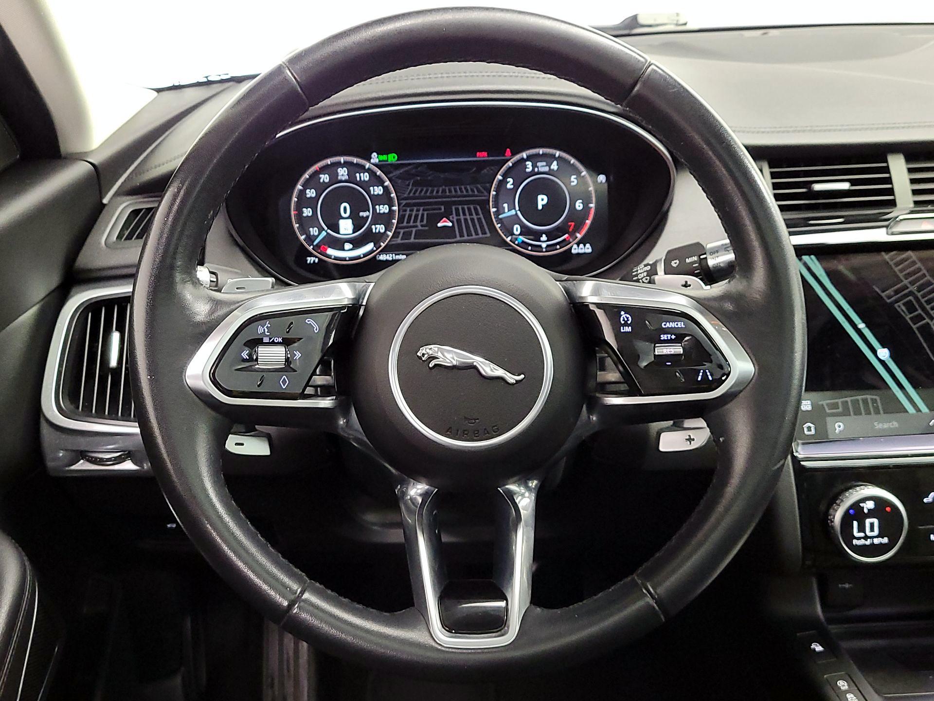 Thumbnail: 2022 Jaguar E-Pace - 10