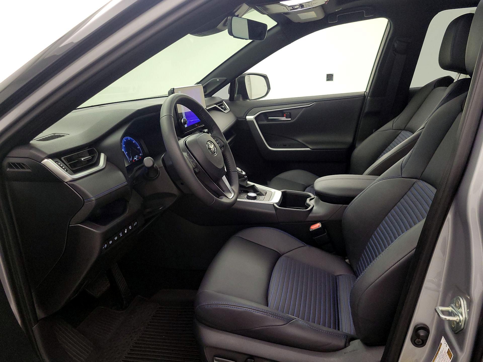 Thumbnail: 2024 Toyota RAV4 - 11