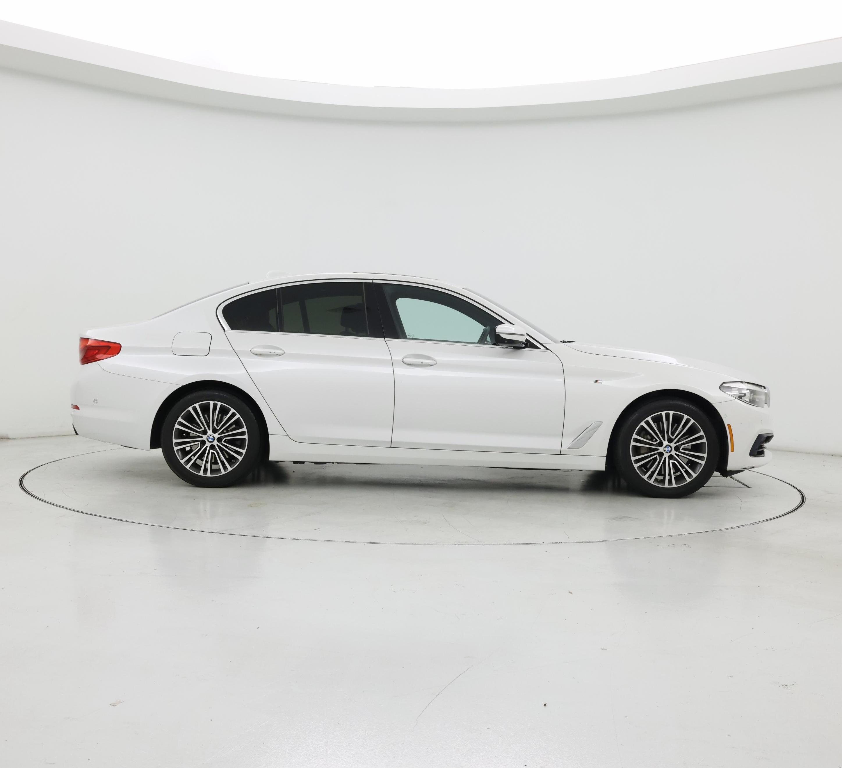 Thumbnail: 2020 BMW 5 Series - 7