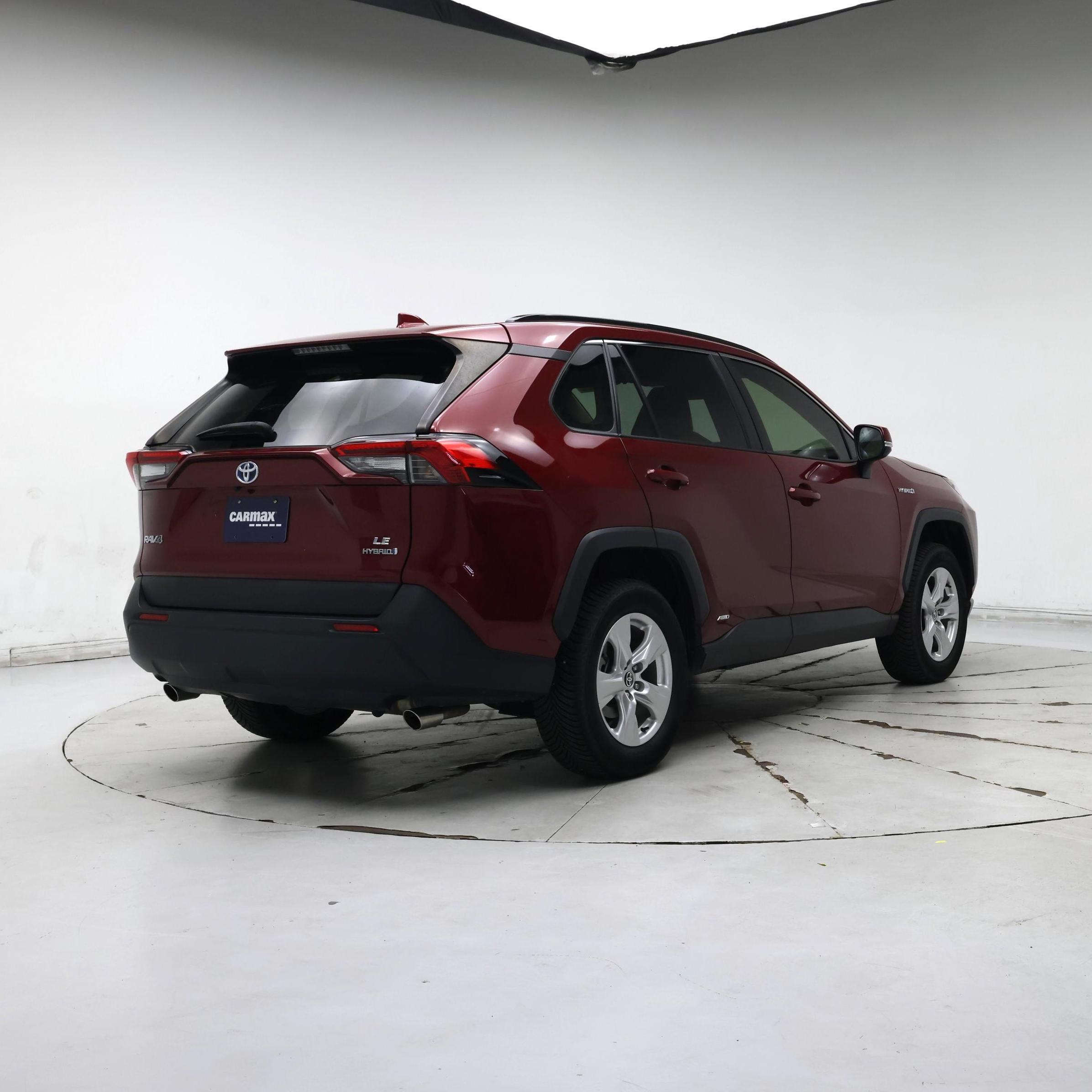 Thumbnail: 2021 Toyota RAV4 - 8
