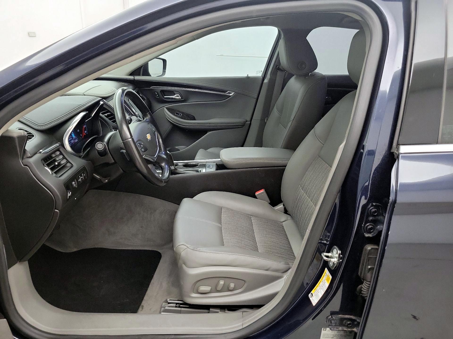Thumbnail: 2015 Chevrolet Impala - 11