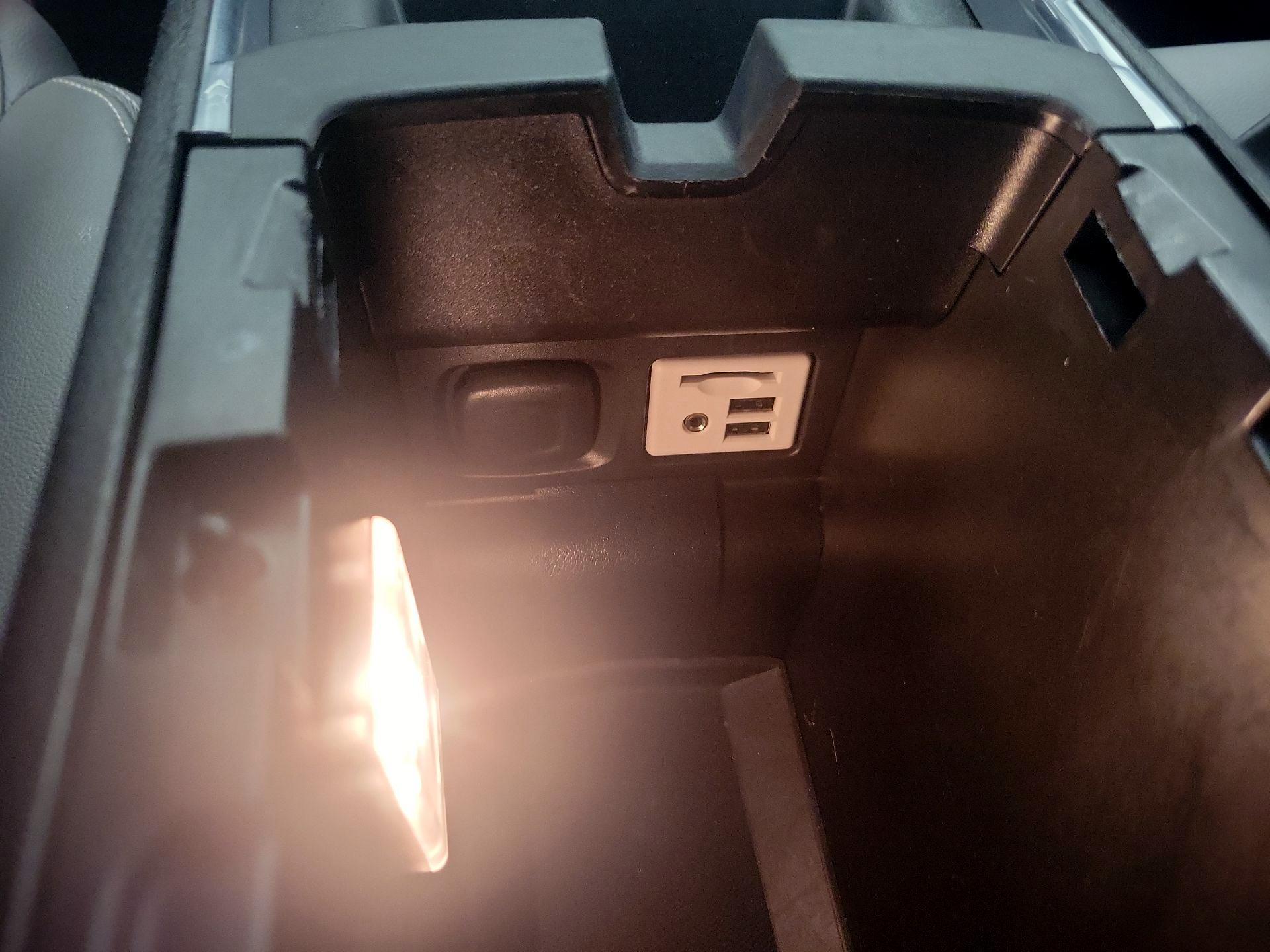 Thumbnail: 2015 Chevrolet Impala - 18