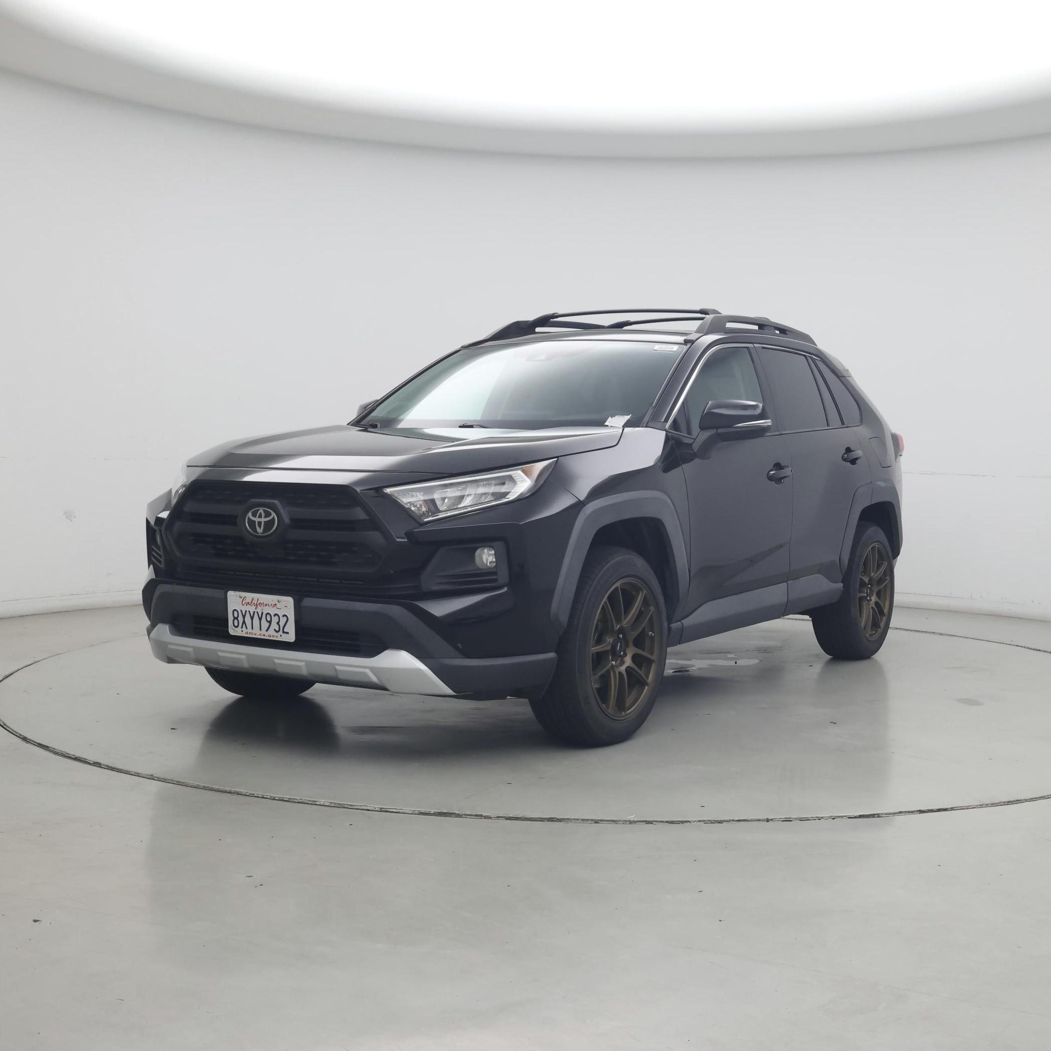 Thumbnail: 2019 Toyota RAV4 - 4
