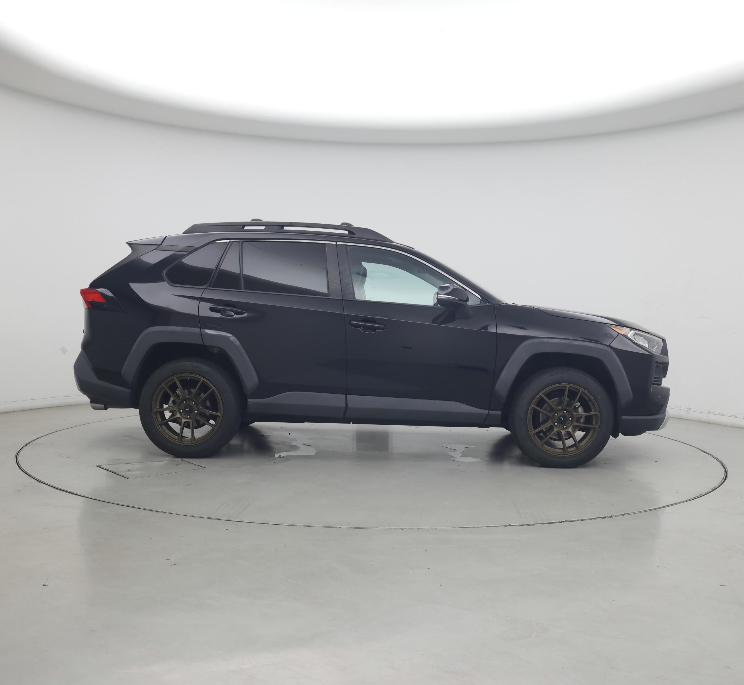 Thumbnail: 2019 Toyota RAV4 - 7