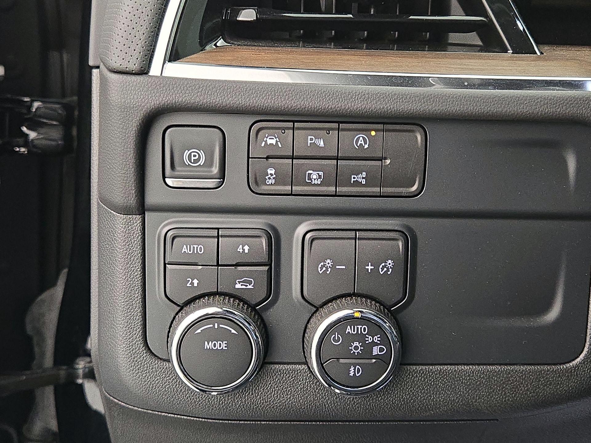 Thumbnail: 2025 Chevrolet Tahoe - 13