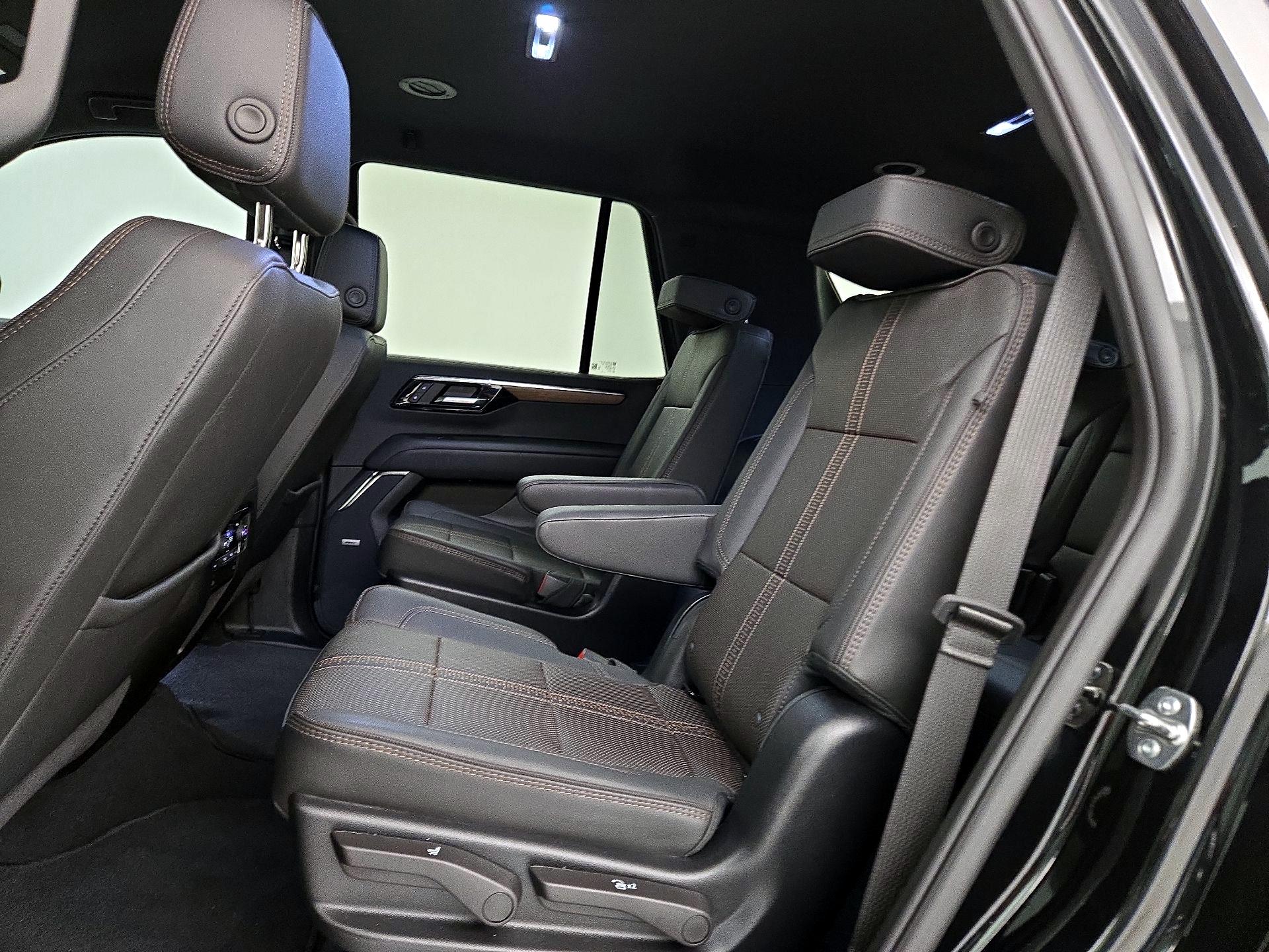 Thumbnail: 2025 Chevrolet Tahoe - 19