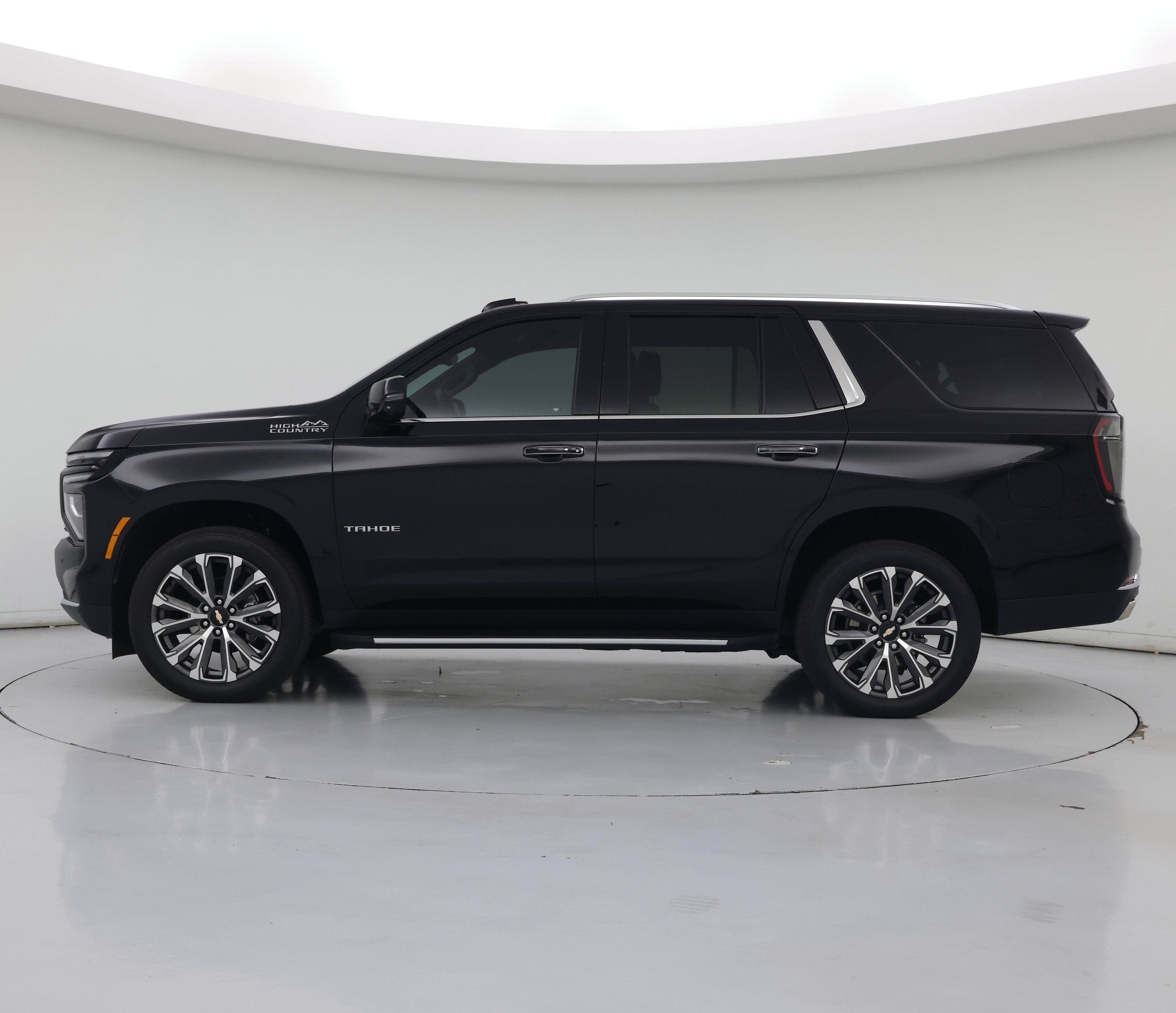 Thumbnail: 2025 Chevrolet Tahoe - 3