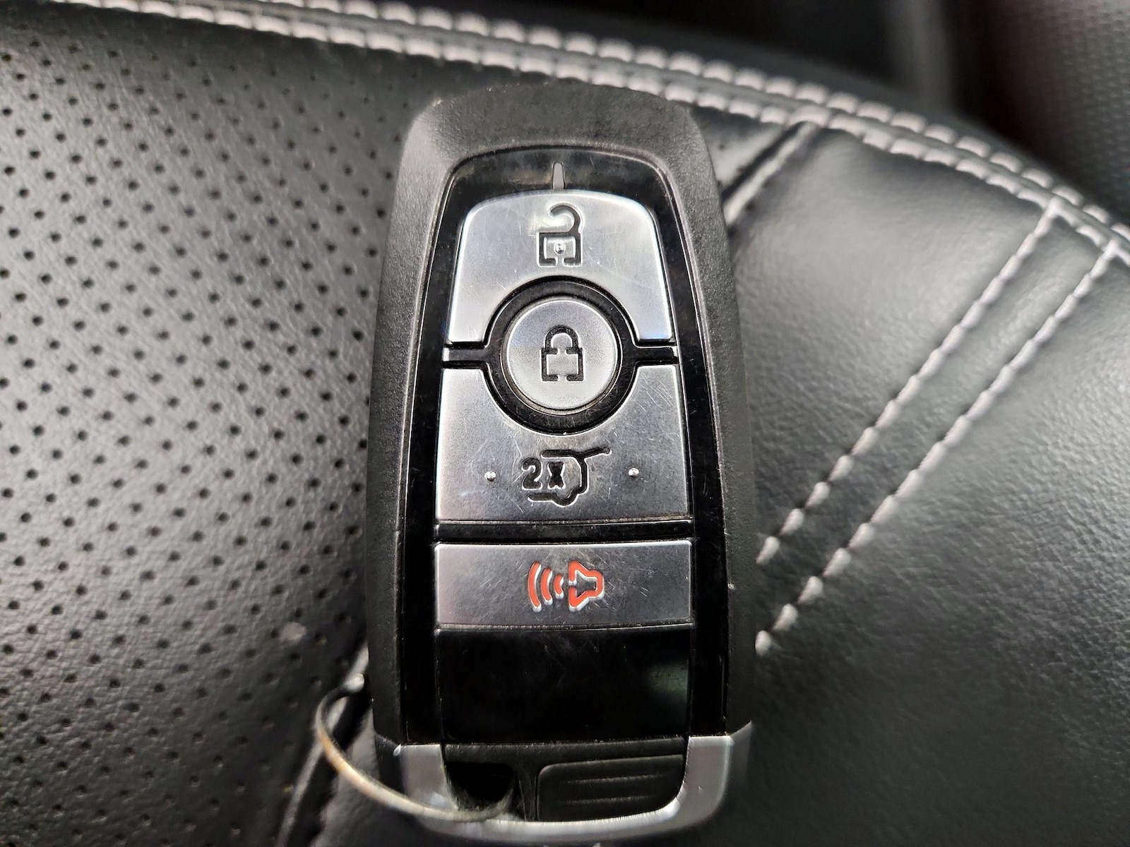 2022 Ford Mustang Mach-E Premium AWD - Photo 25