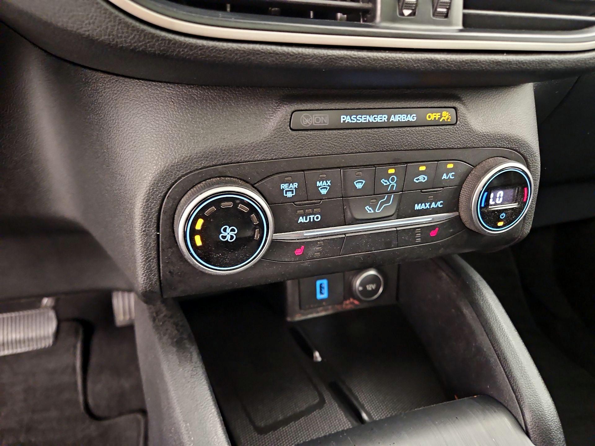 Thumbnail: 2020 Ford Escape - 17