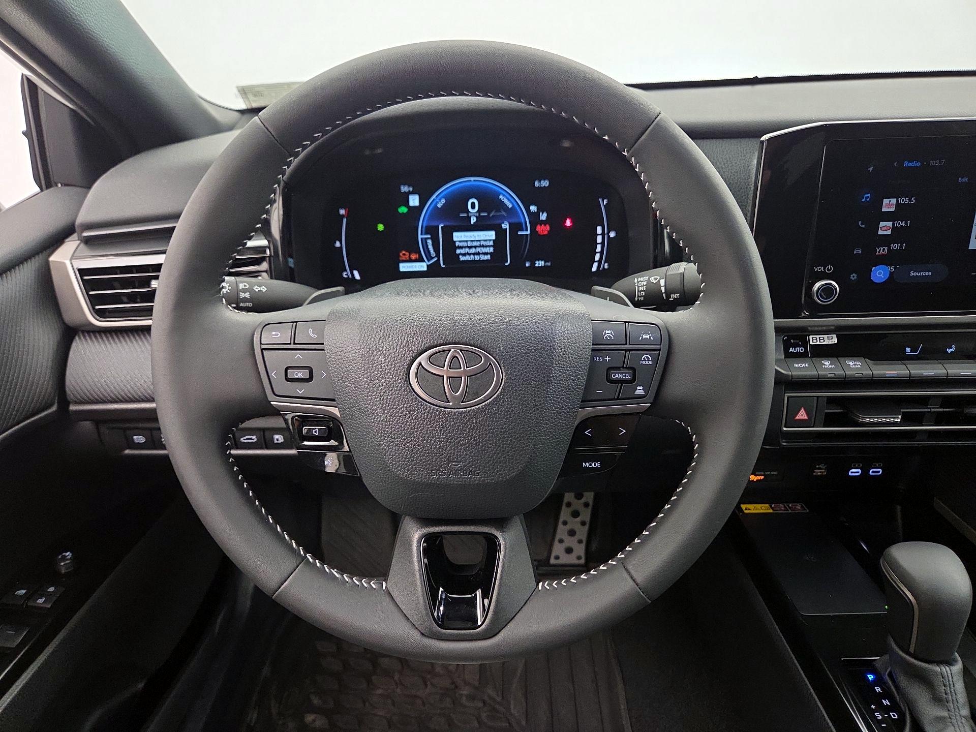 Thumbnail: 2025 Toyota Camry - 10