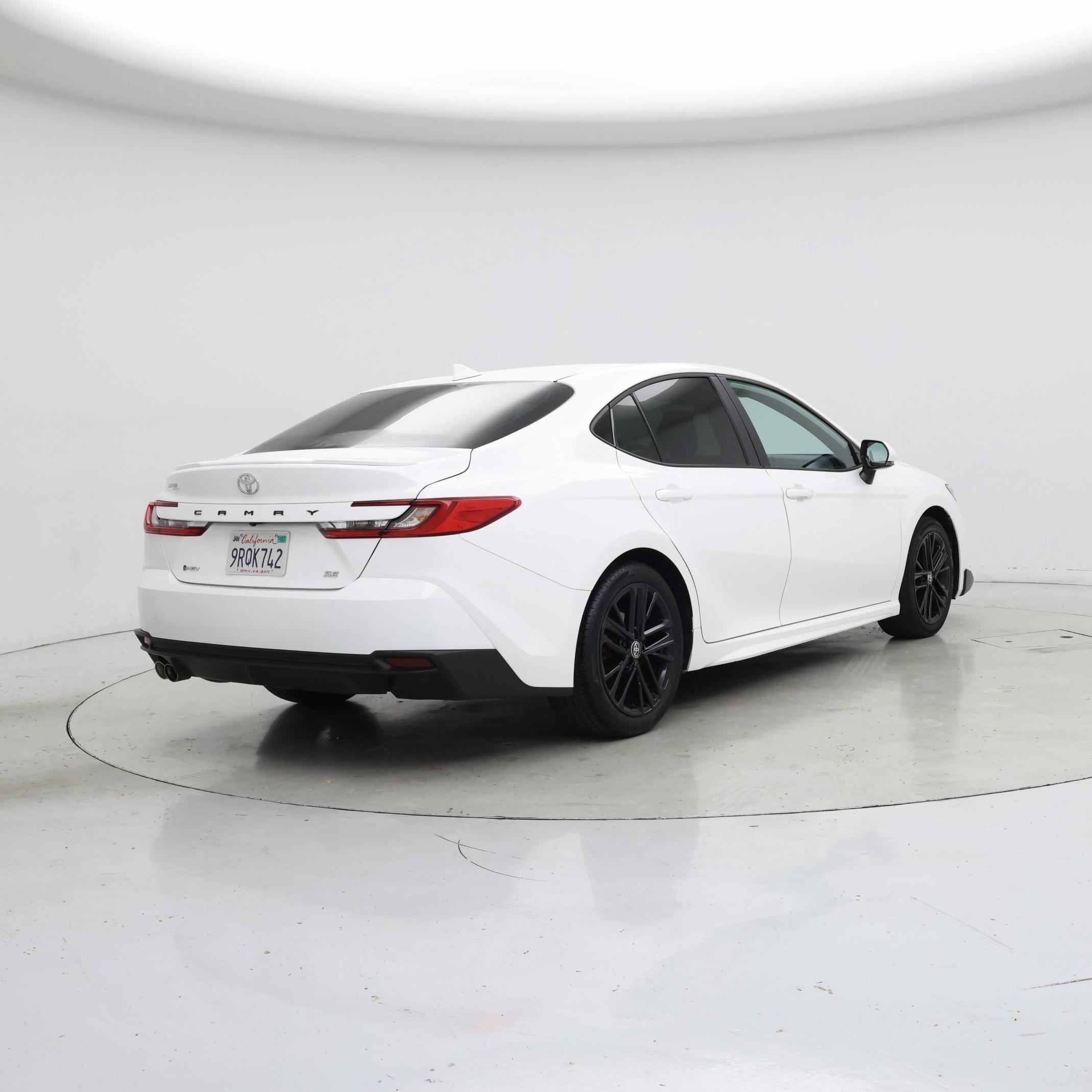 Thumbnail: 2025 Toyota Camry - 8