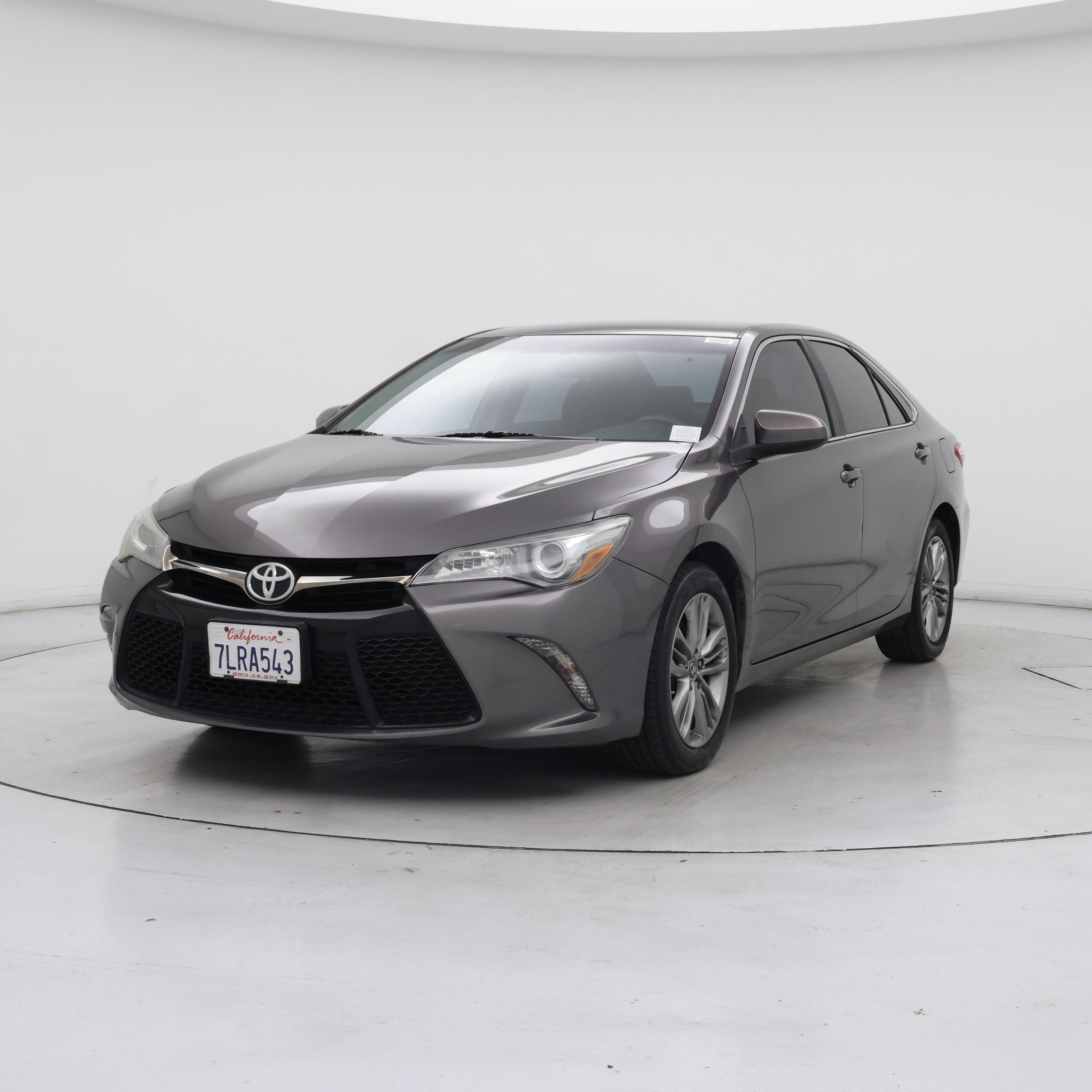 Thumbnail: 2015 Toyota Camry - 4