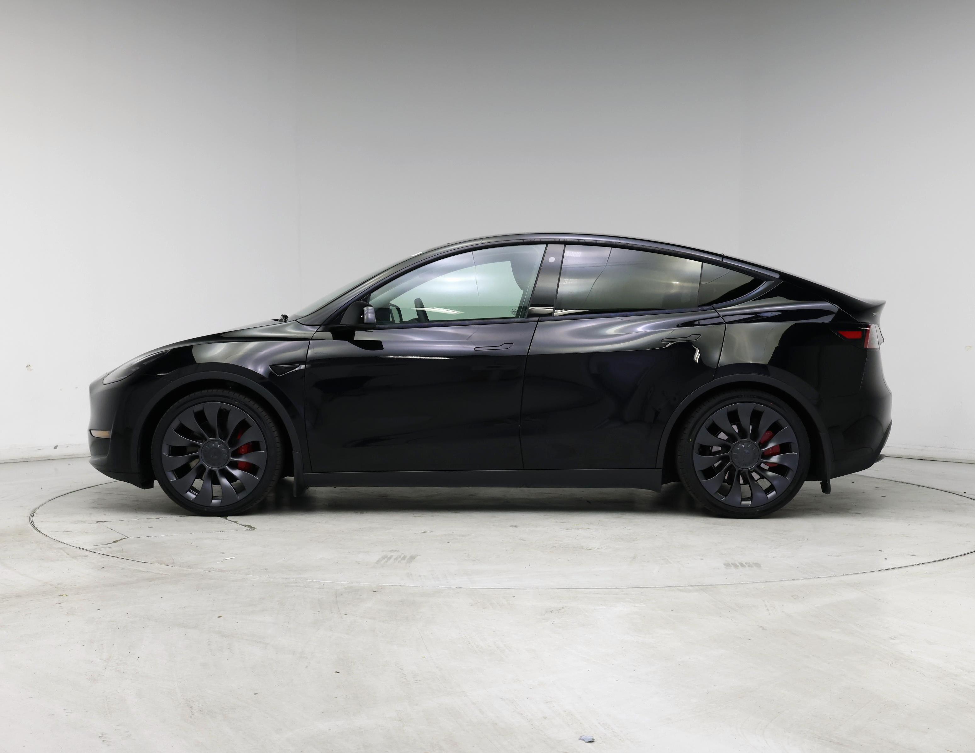 Thumbnail: 2023 Tesla Model Y - 3