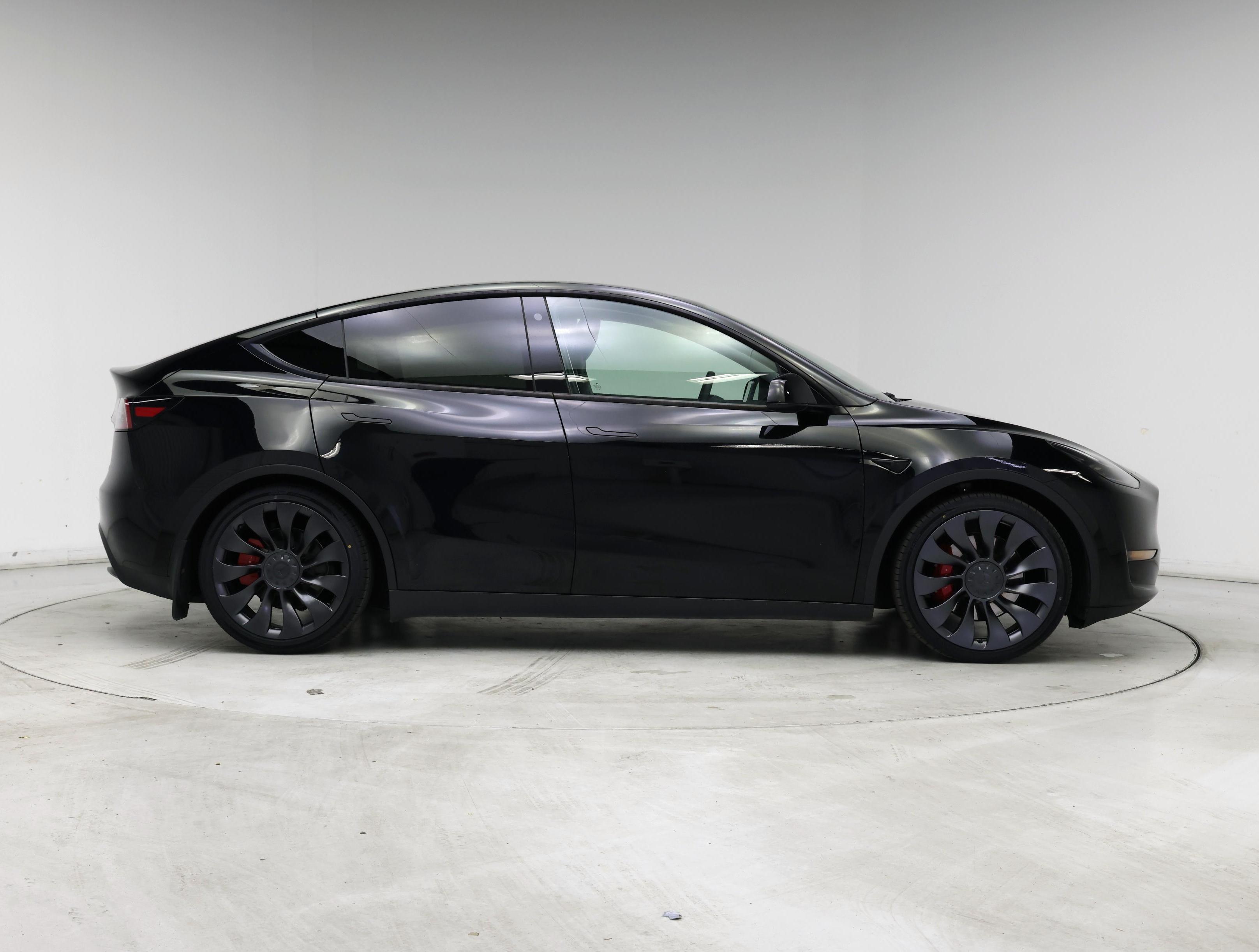 Thumbnail: 2023 Tesla Model Y - 7